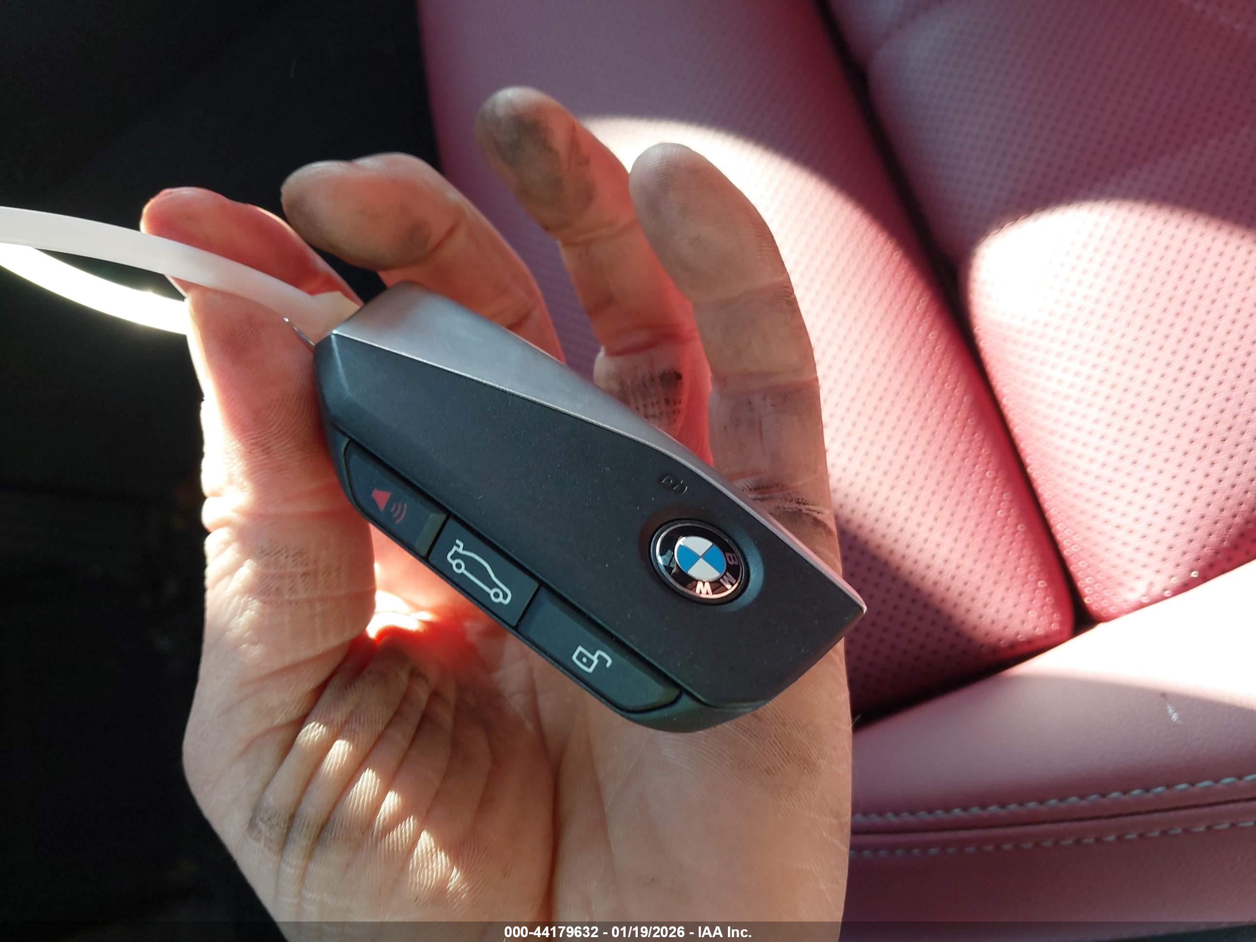 BMW I5 image 11
