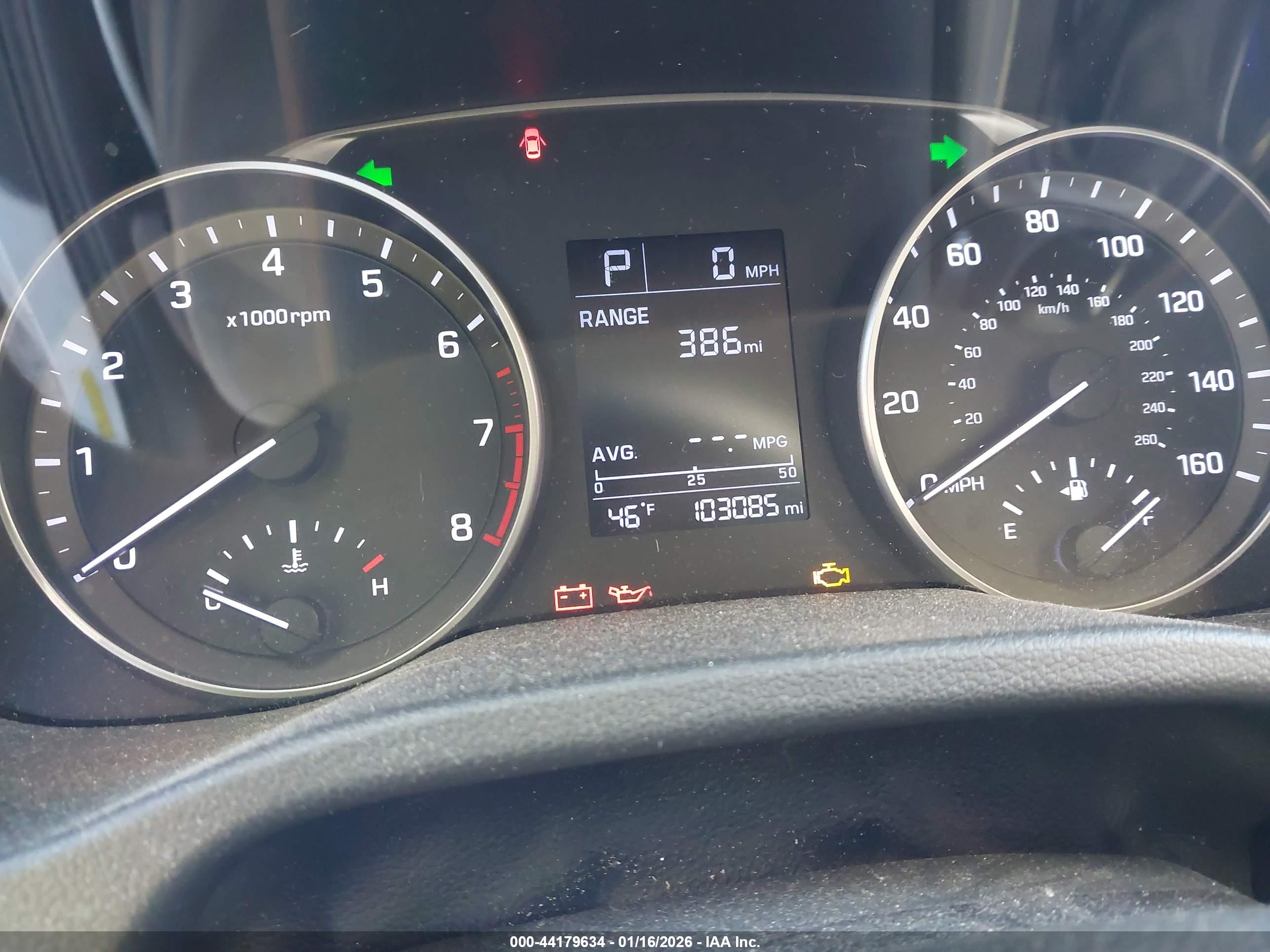HYUNDAI ELANTRA image 7