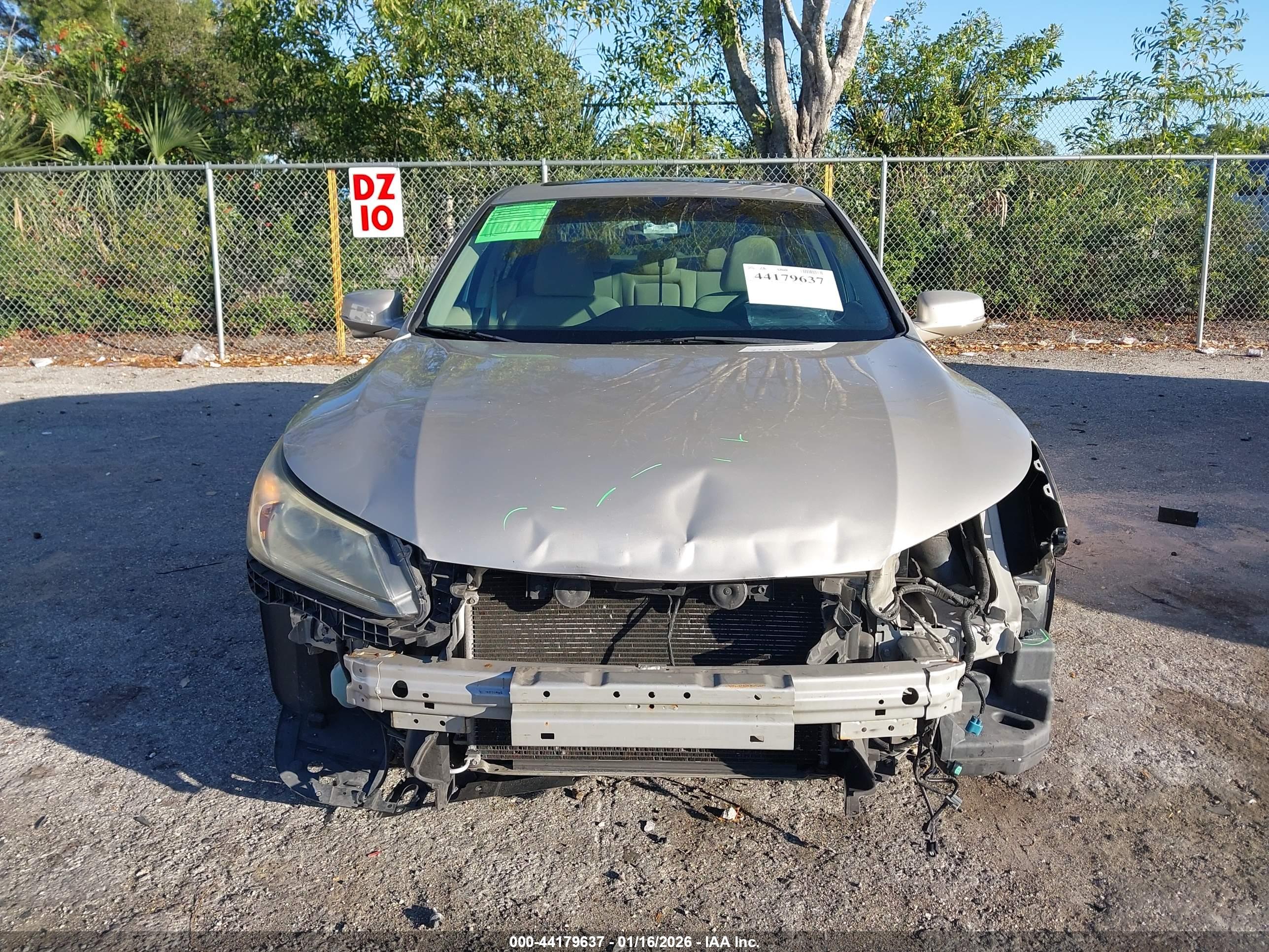 HONDA ACCORD image 6