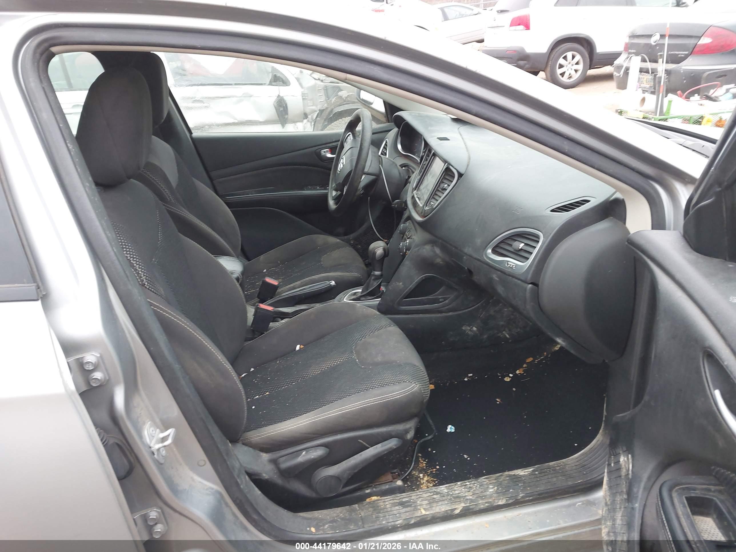 DODGE DART image 5