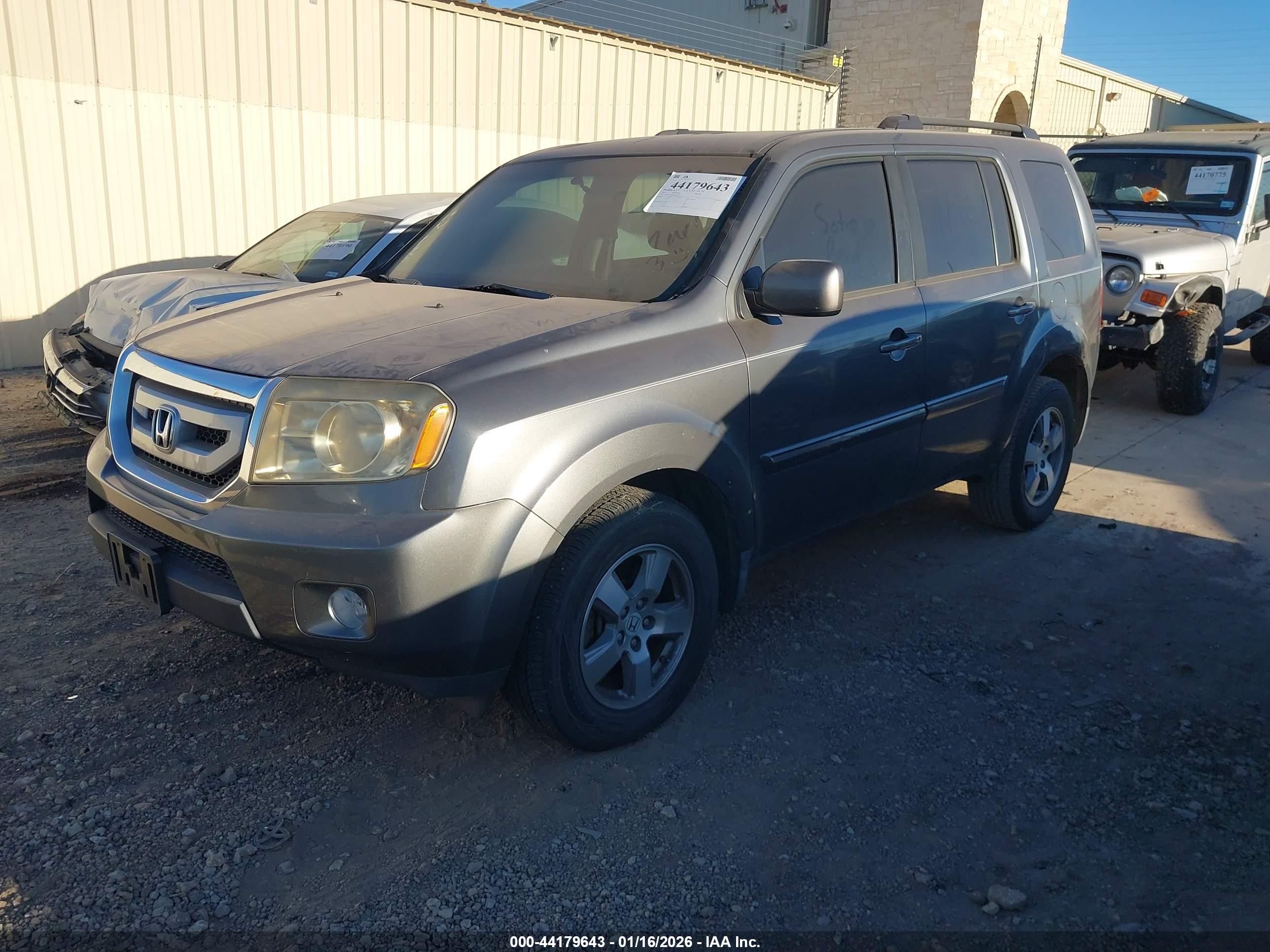 HONDA PILOT image 2