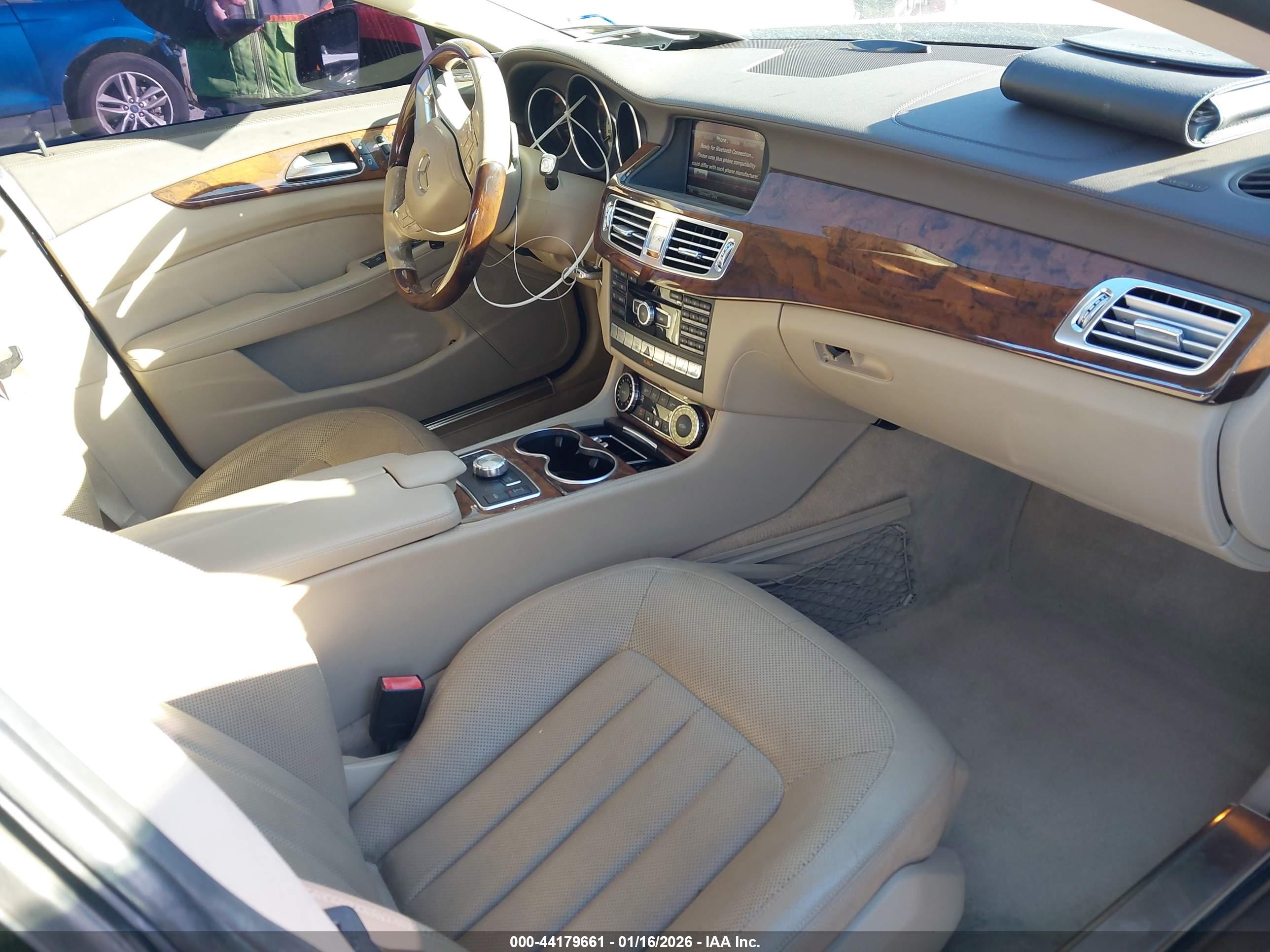 MERCEDES-BENZ CLS image 5