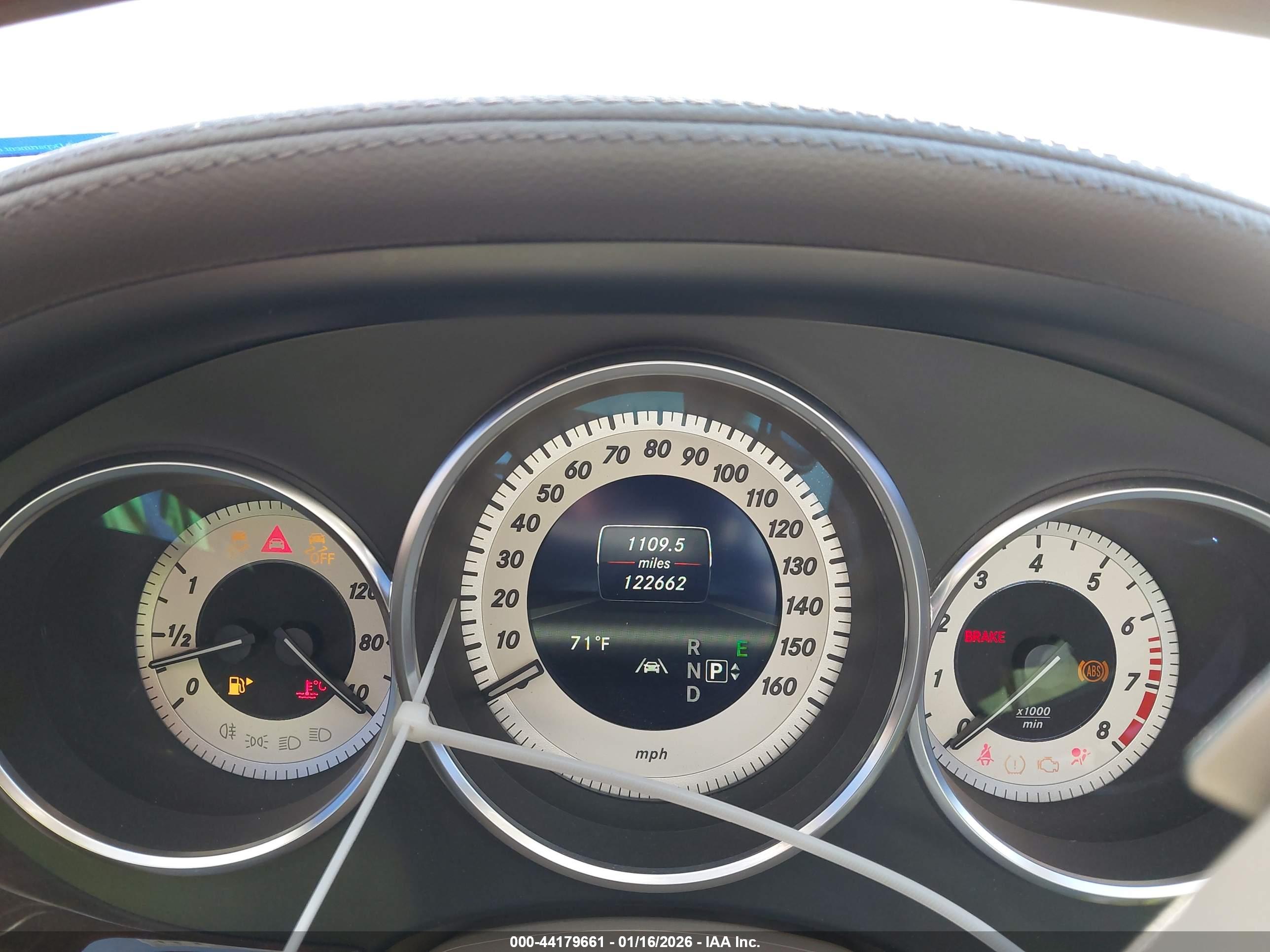 MERCEDES-BENZ CLS image 7