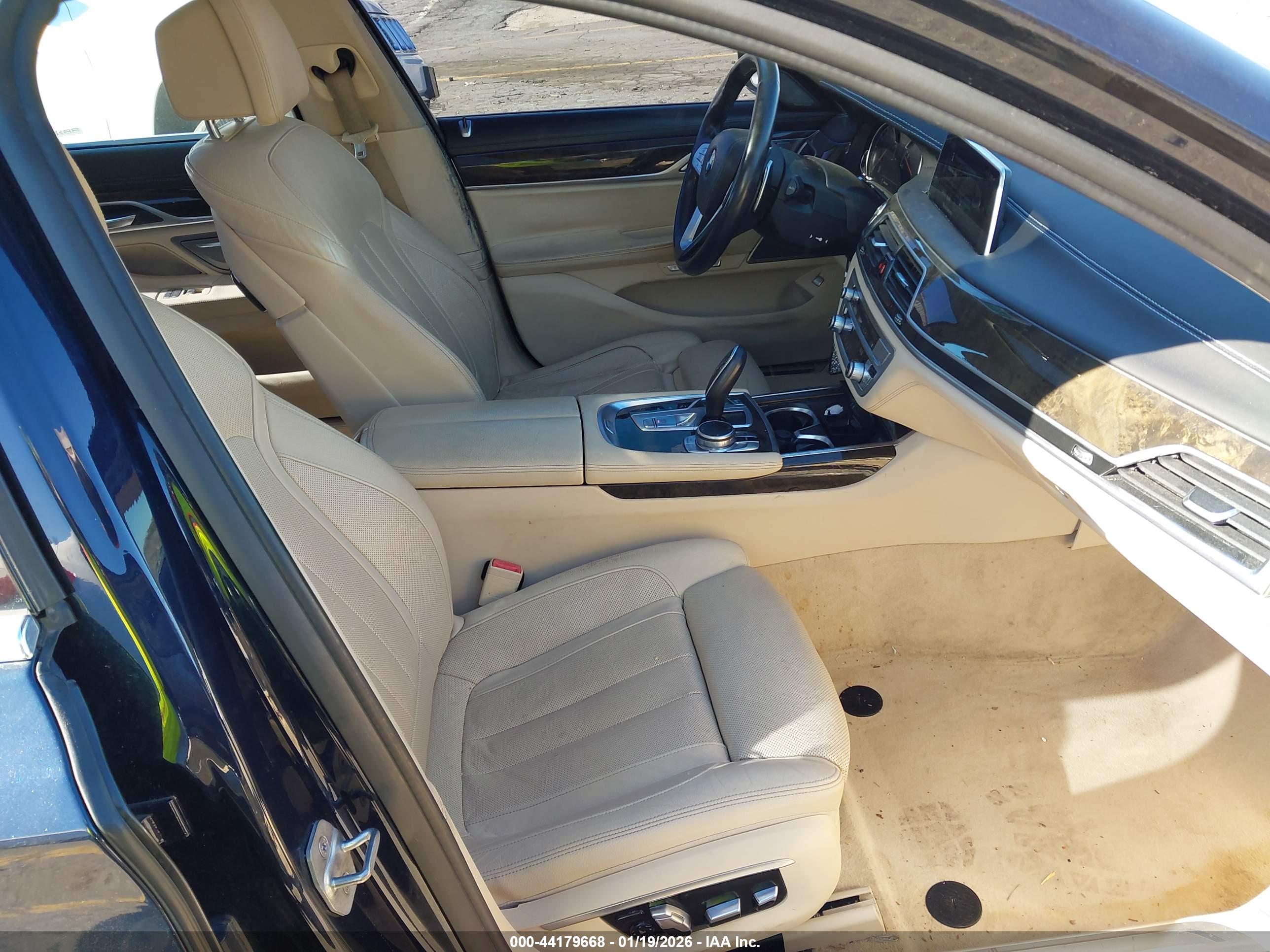 BMW 740I image 5