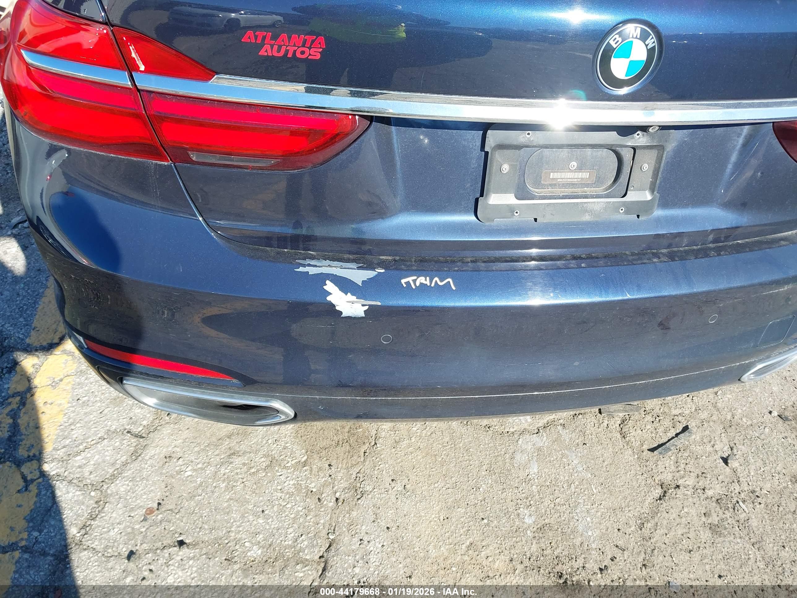 BMW 740I image 6