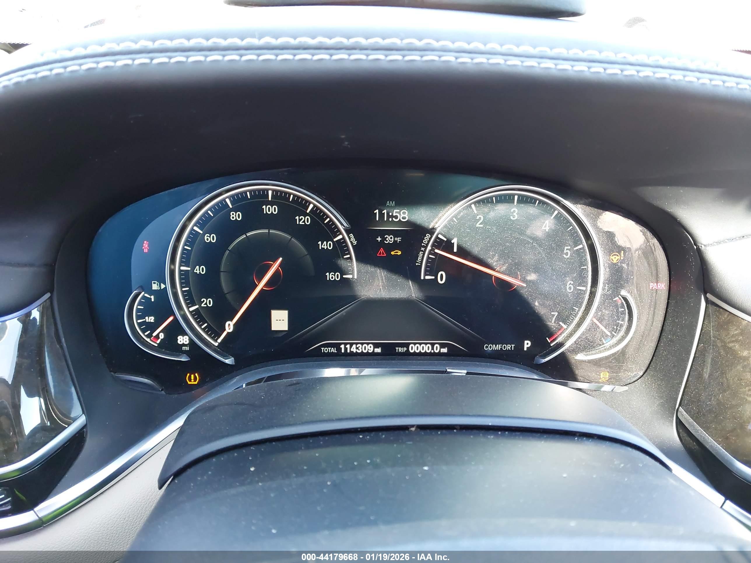 BMW 740I image 7