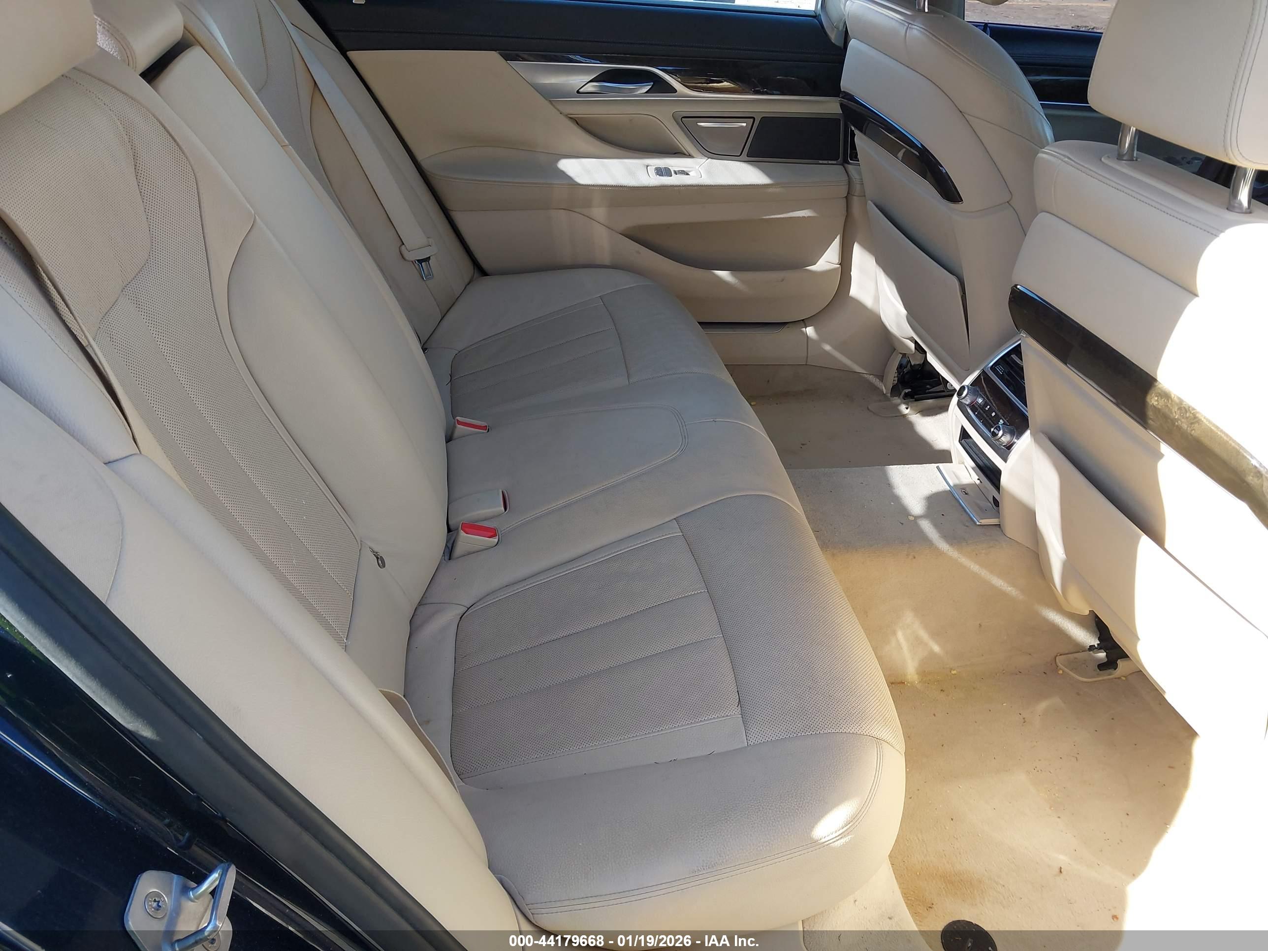 BMW 740I image 8