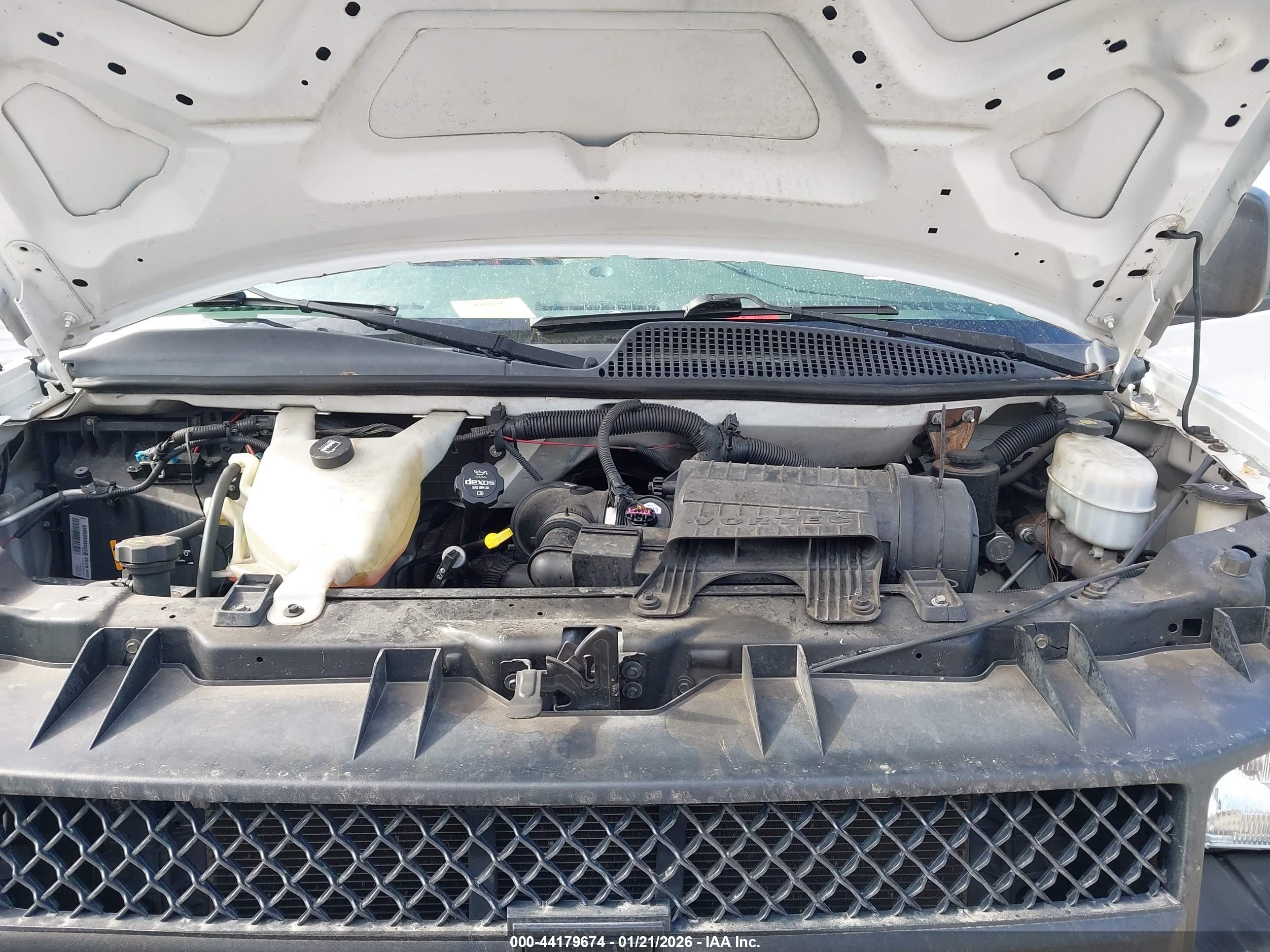 CHEVROLET EXPRESS image 10