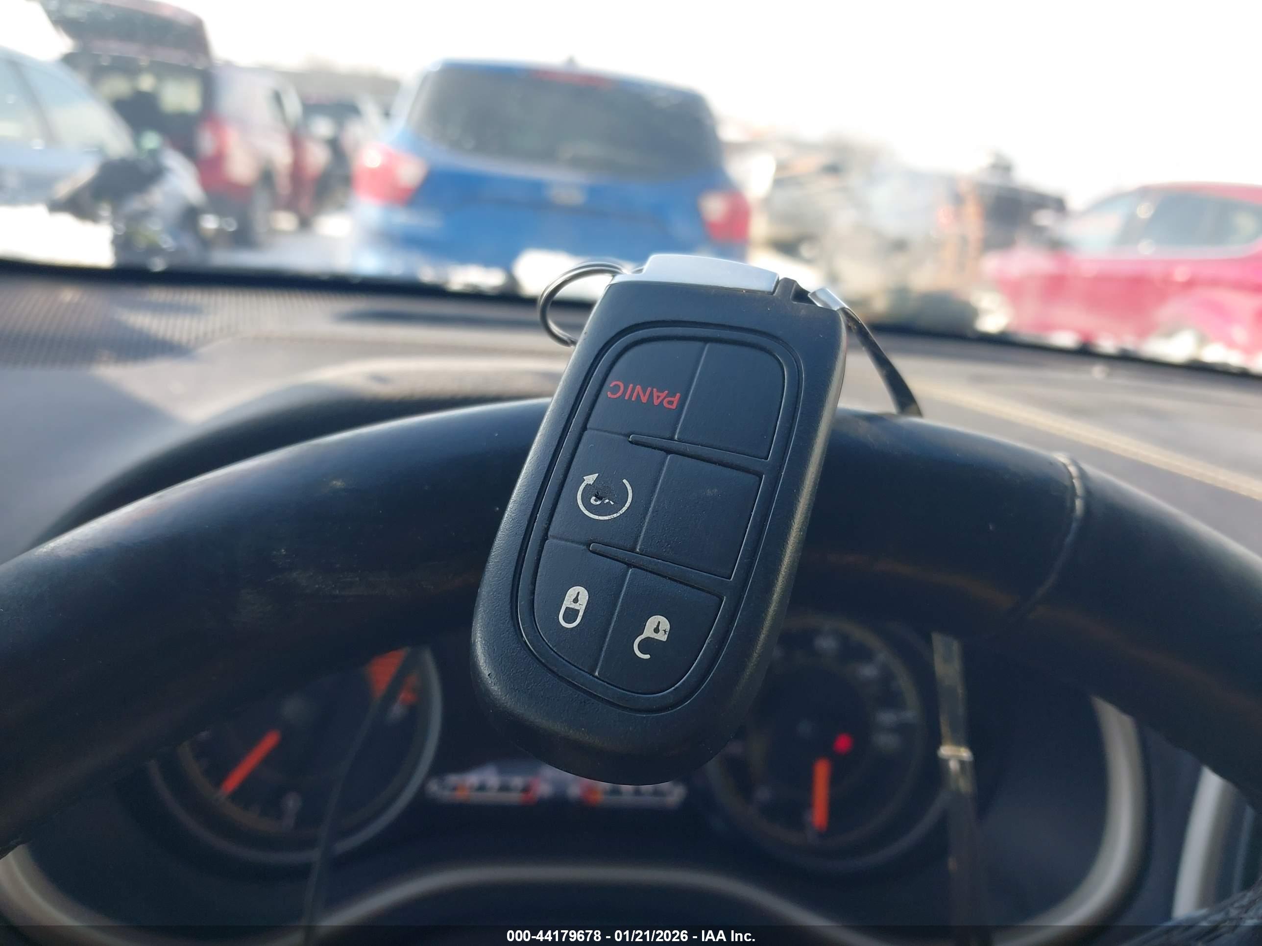 JEEP CHEROKEE image 11