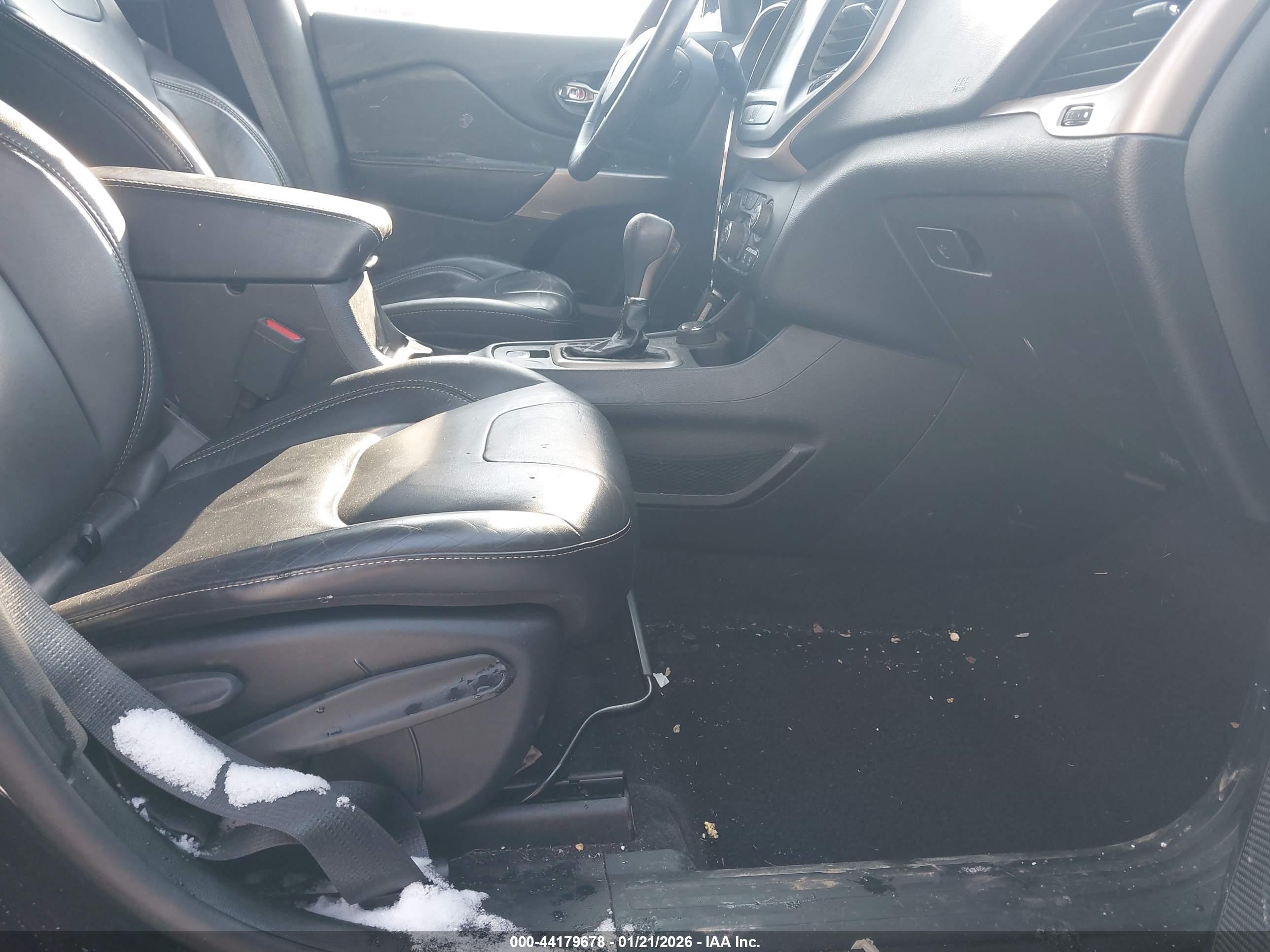JEEP CHEROKEE image 5