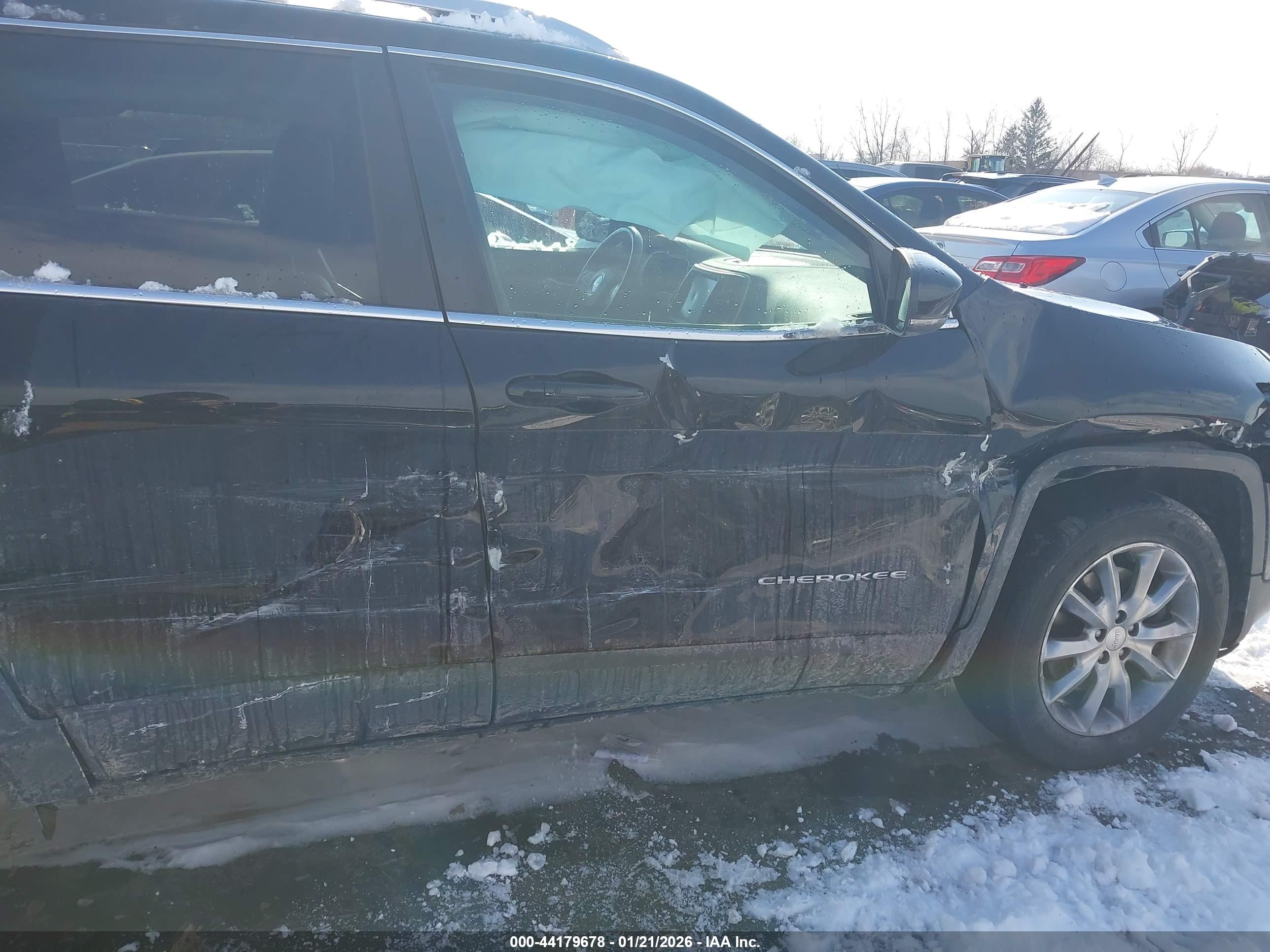JEEP CHEROKEE image 6