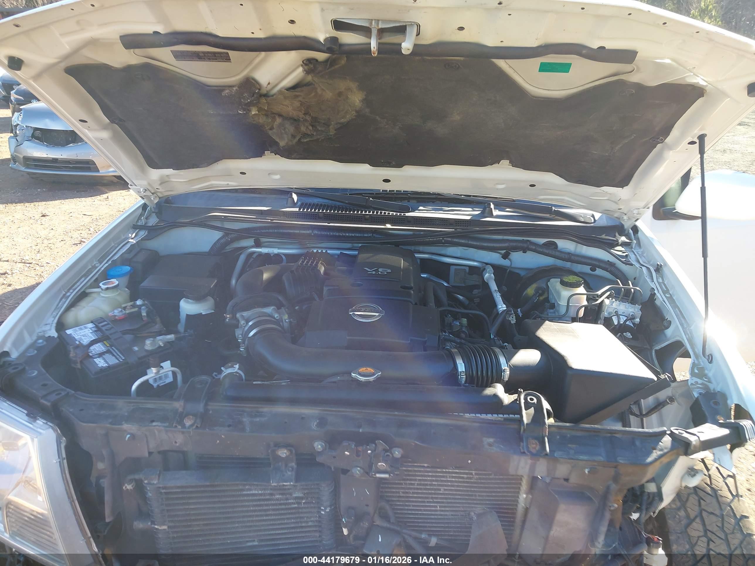 NISSAN FRONTIER image 10