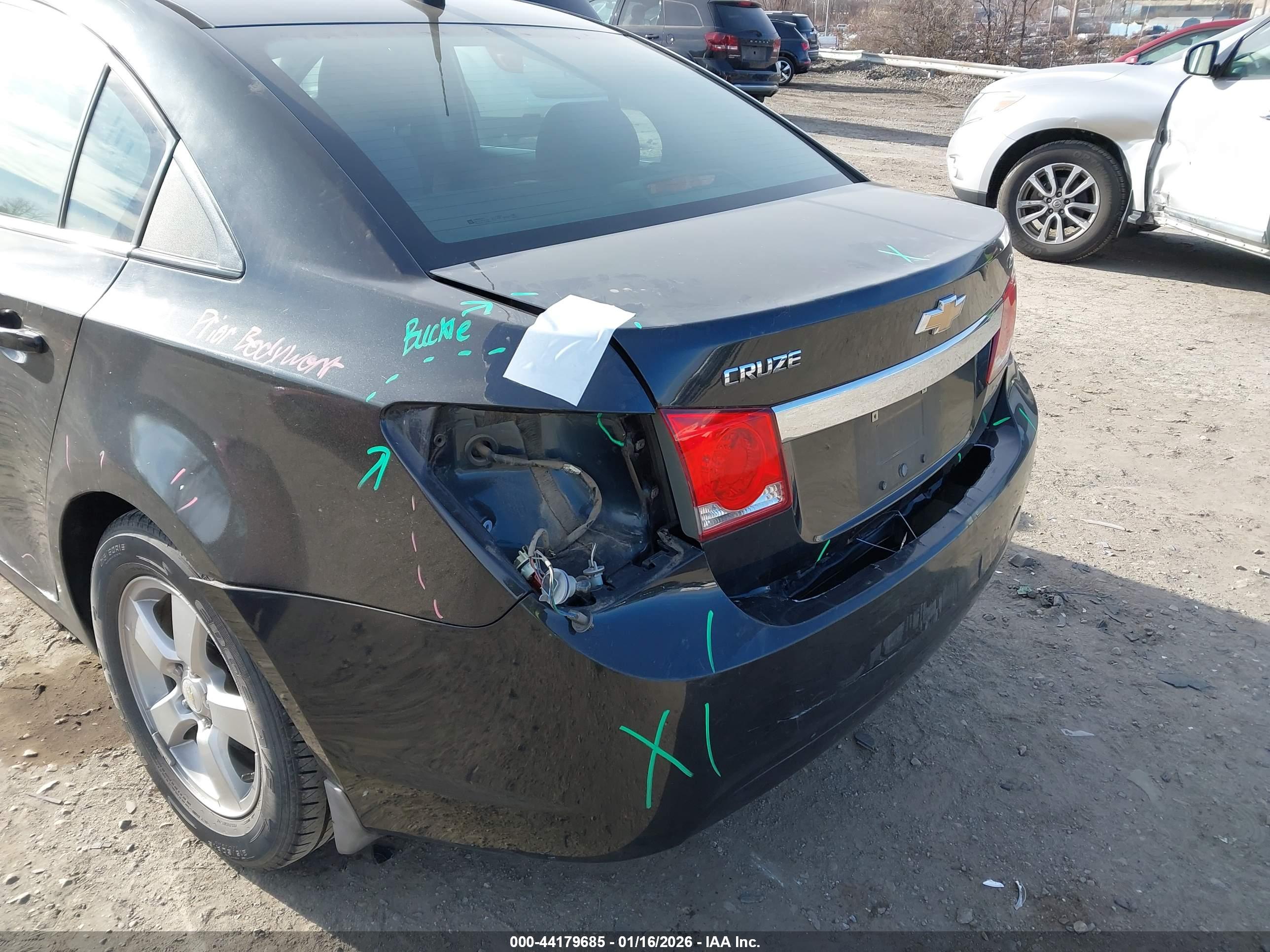 CHEVROLET CRUZE image 6