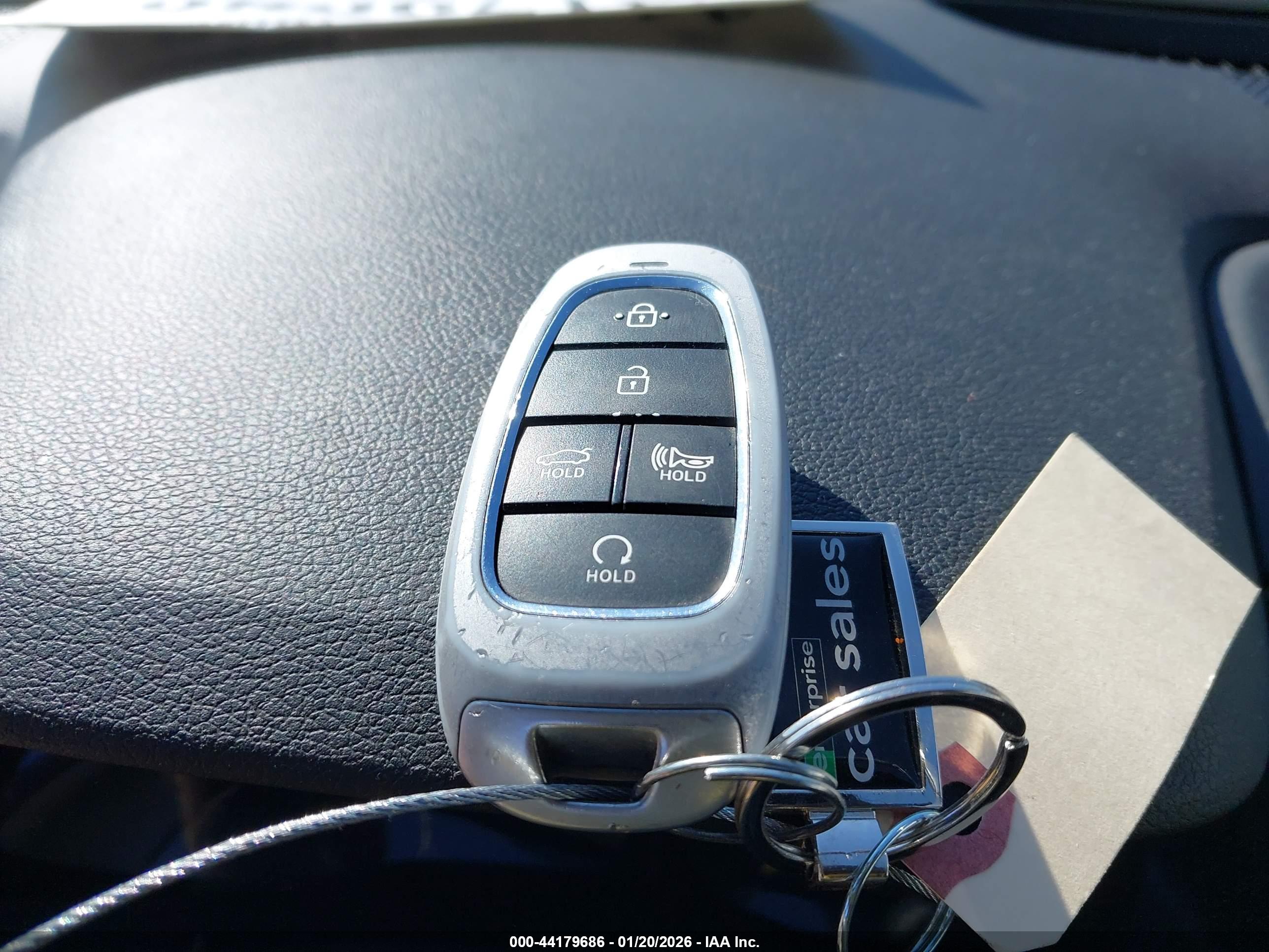 HYUNDAI SONATA image 11