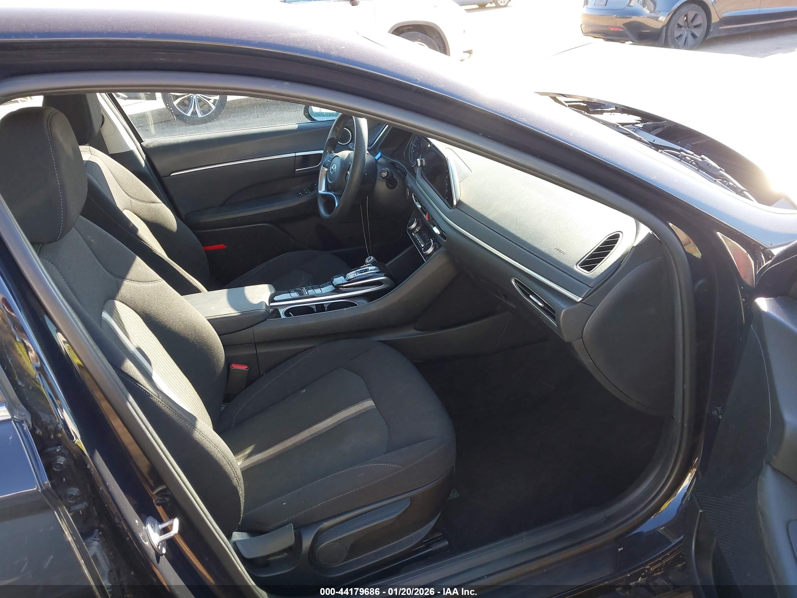 HYUNDAI SONATA image 5