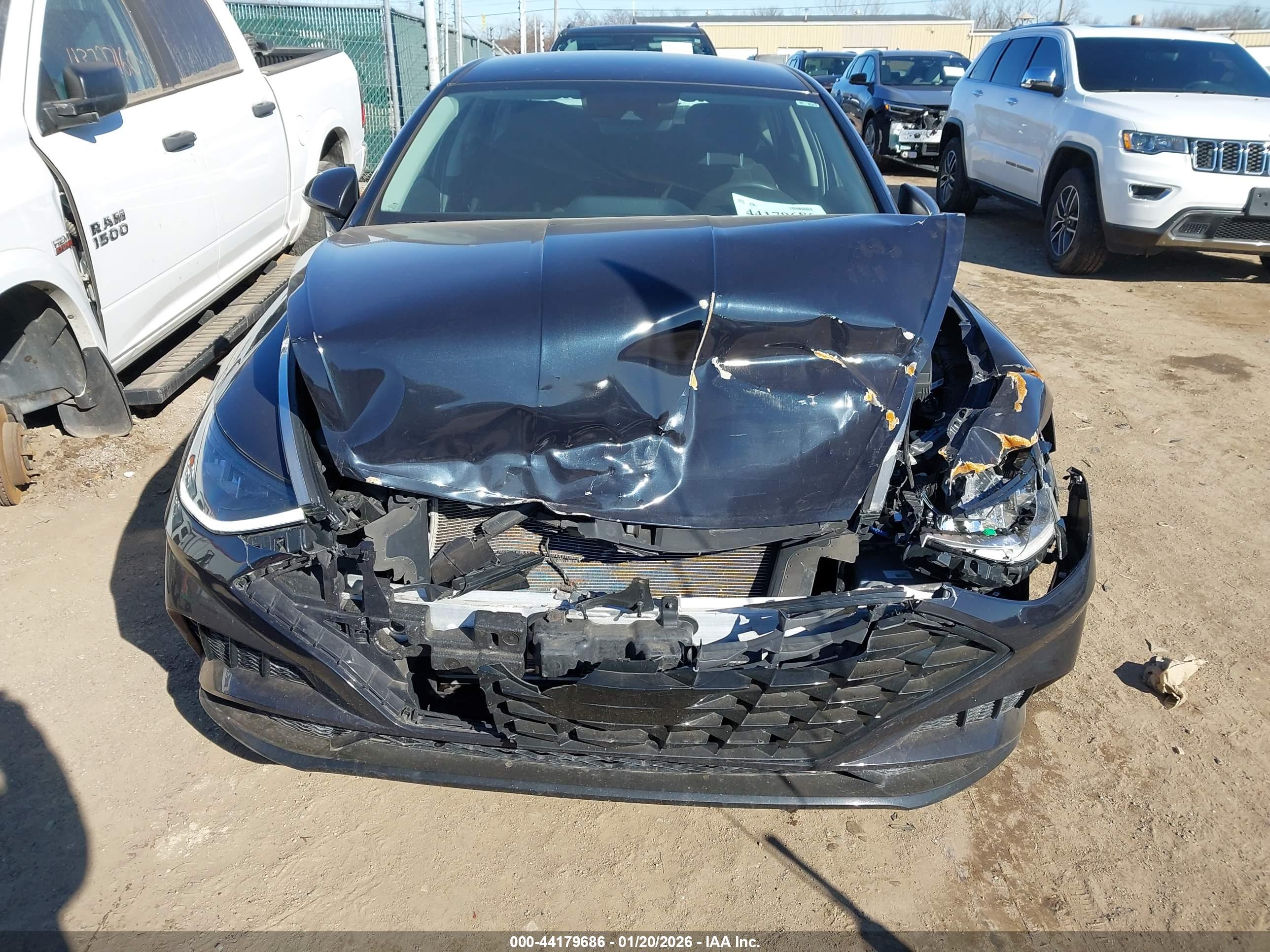 HYUNDAI SONATA image 6