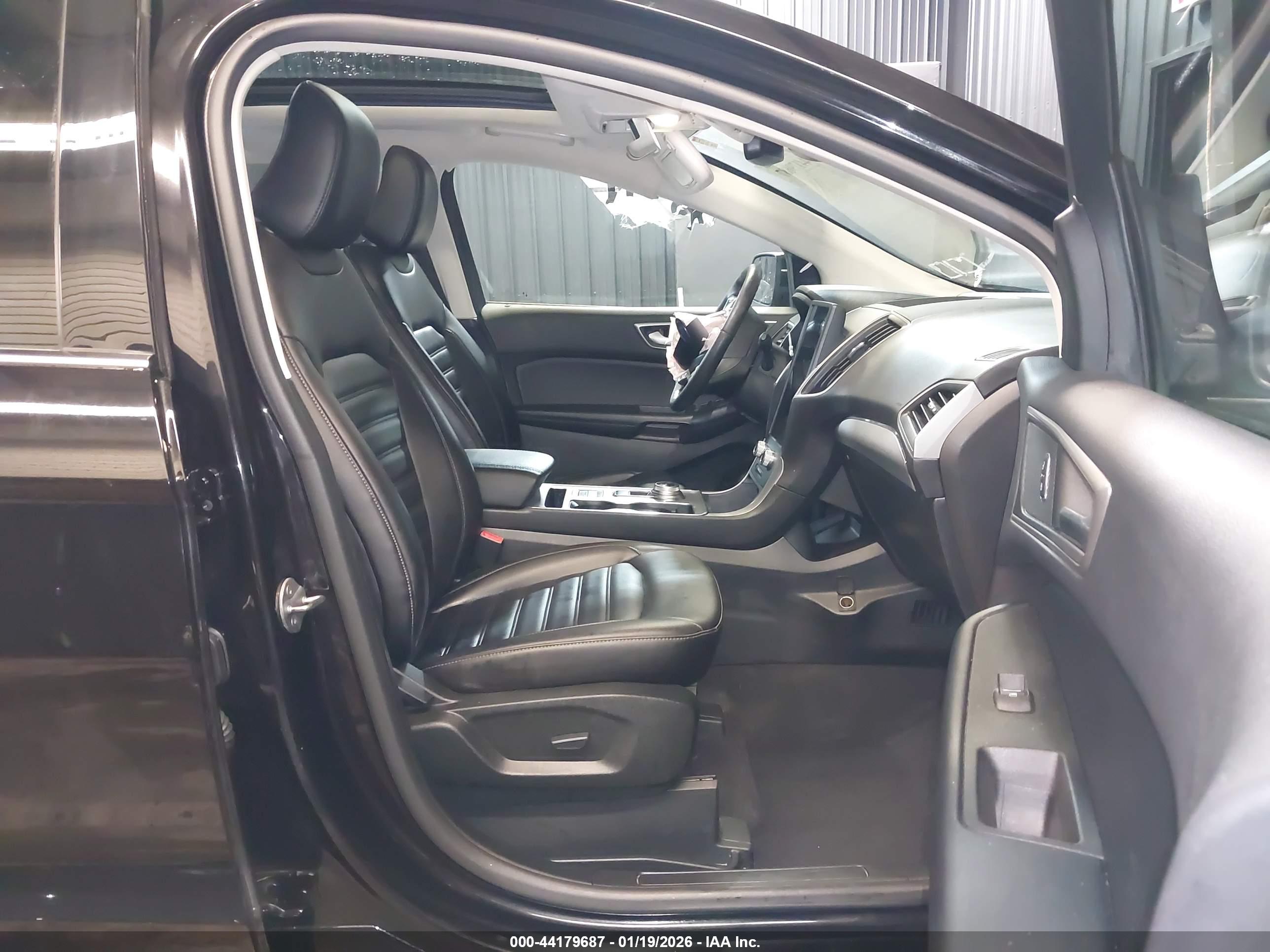 FORD EDGE image 5