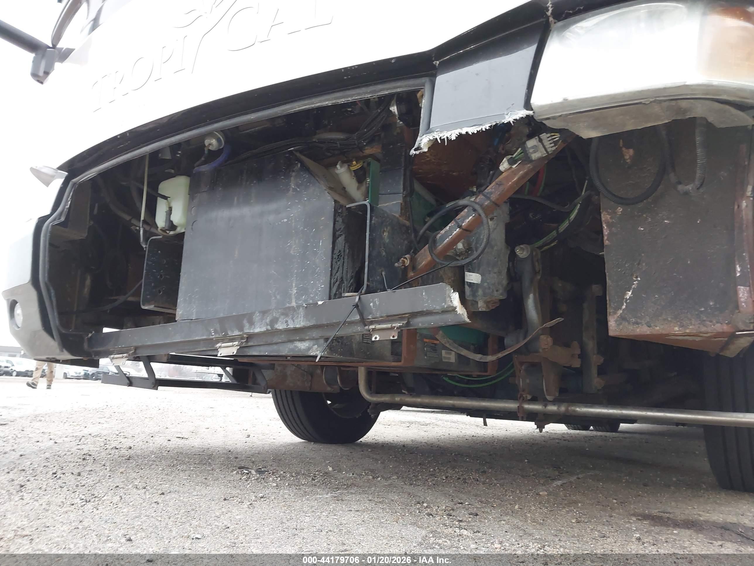 FREIGHTLINER CHASSIS image 10