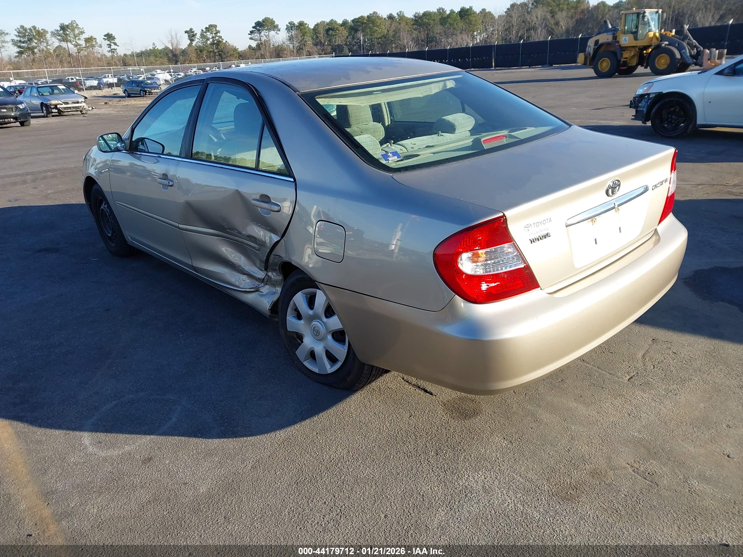 TOYOTA CAMRY image 3