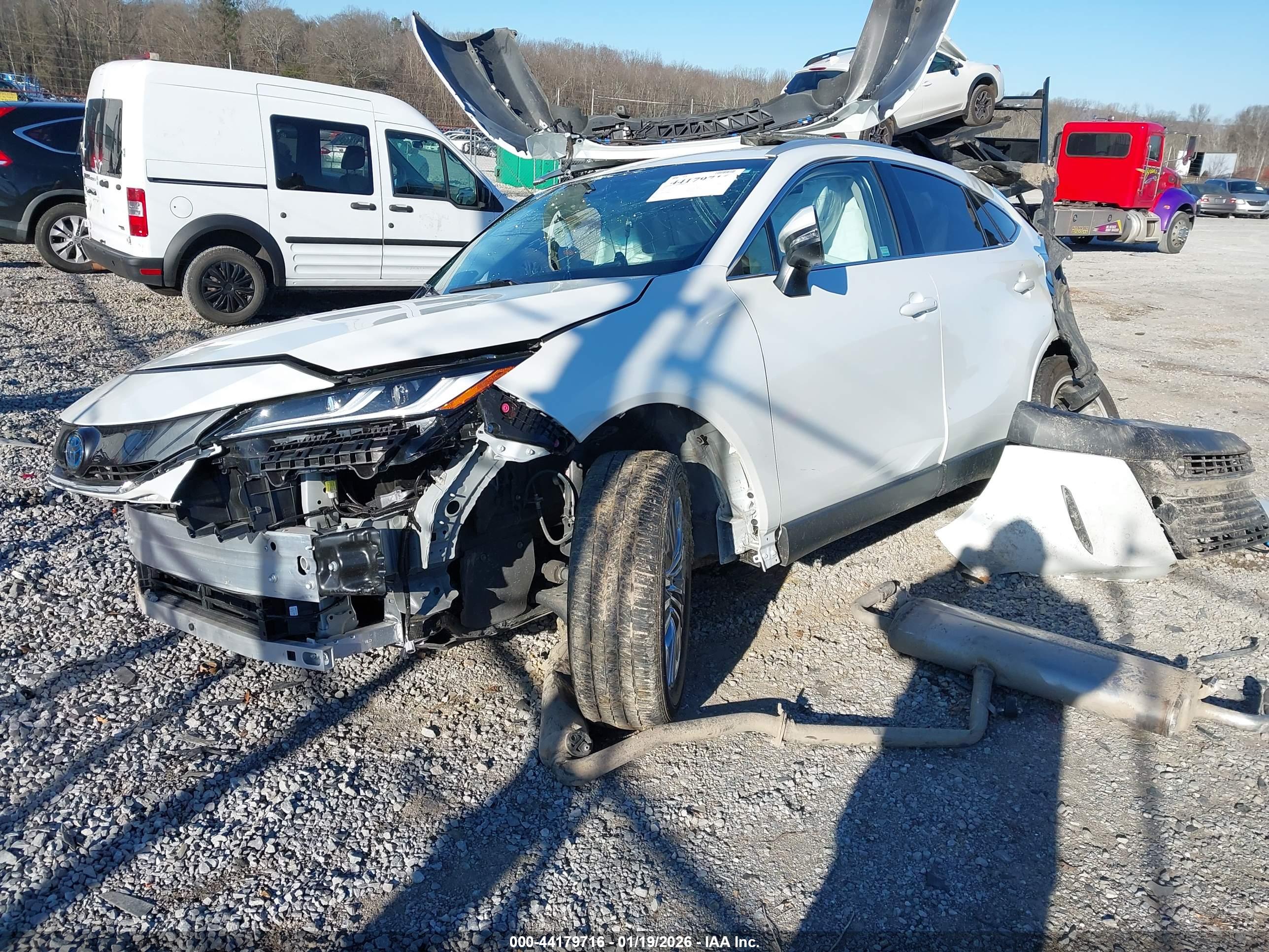TOYOTA VENZA image 2