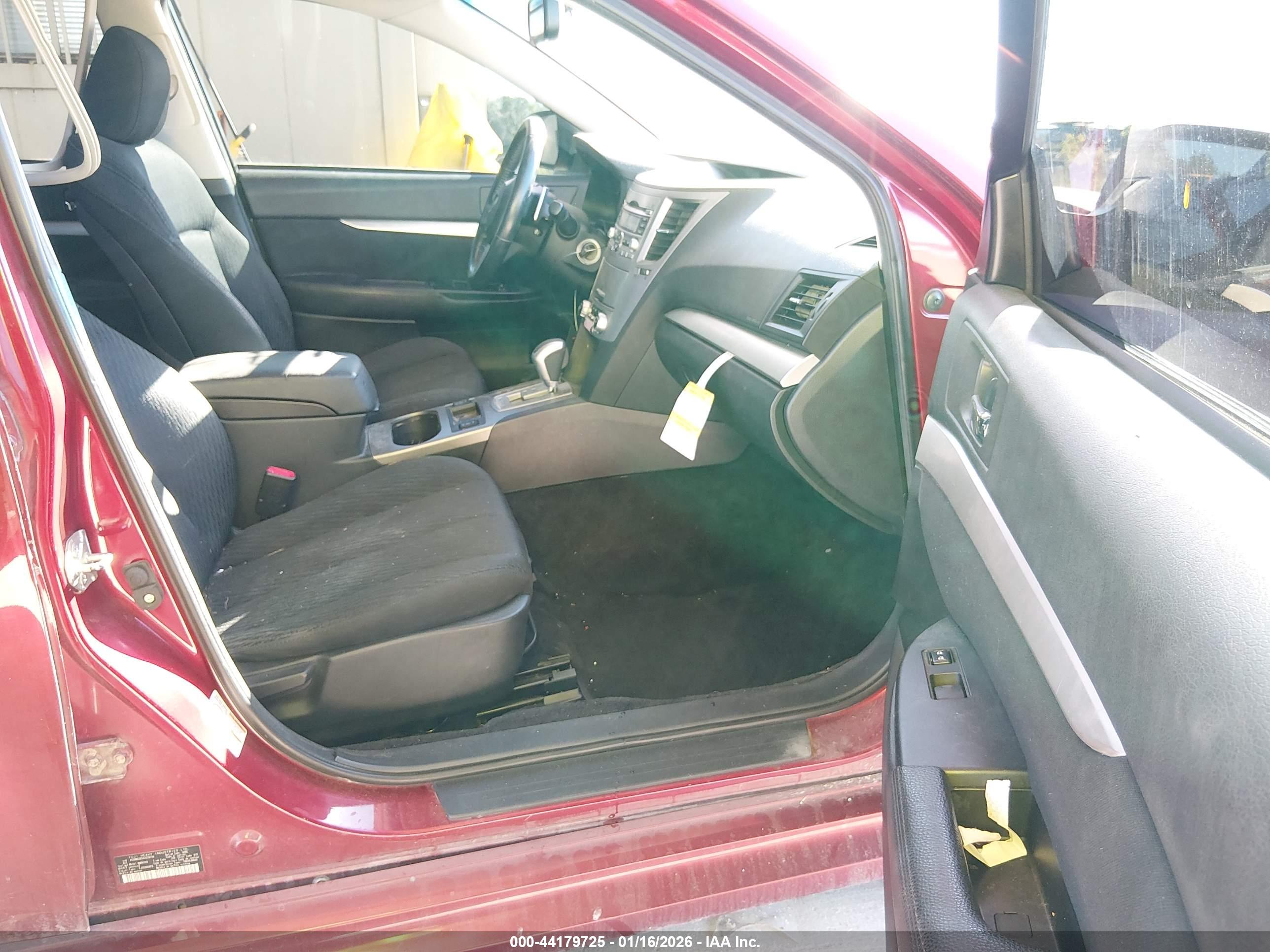SUBARU LEGACY image 5