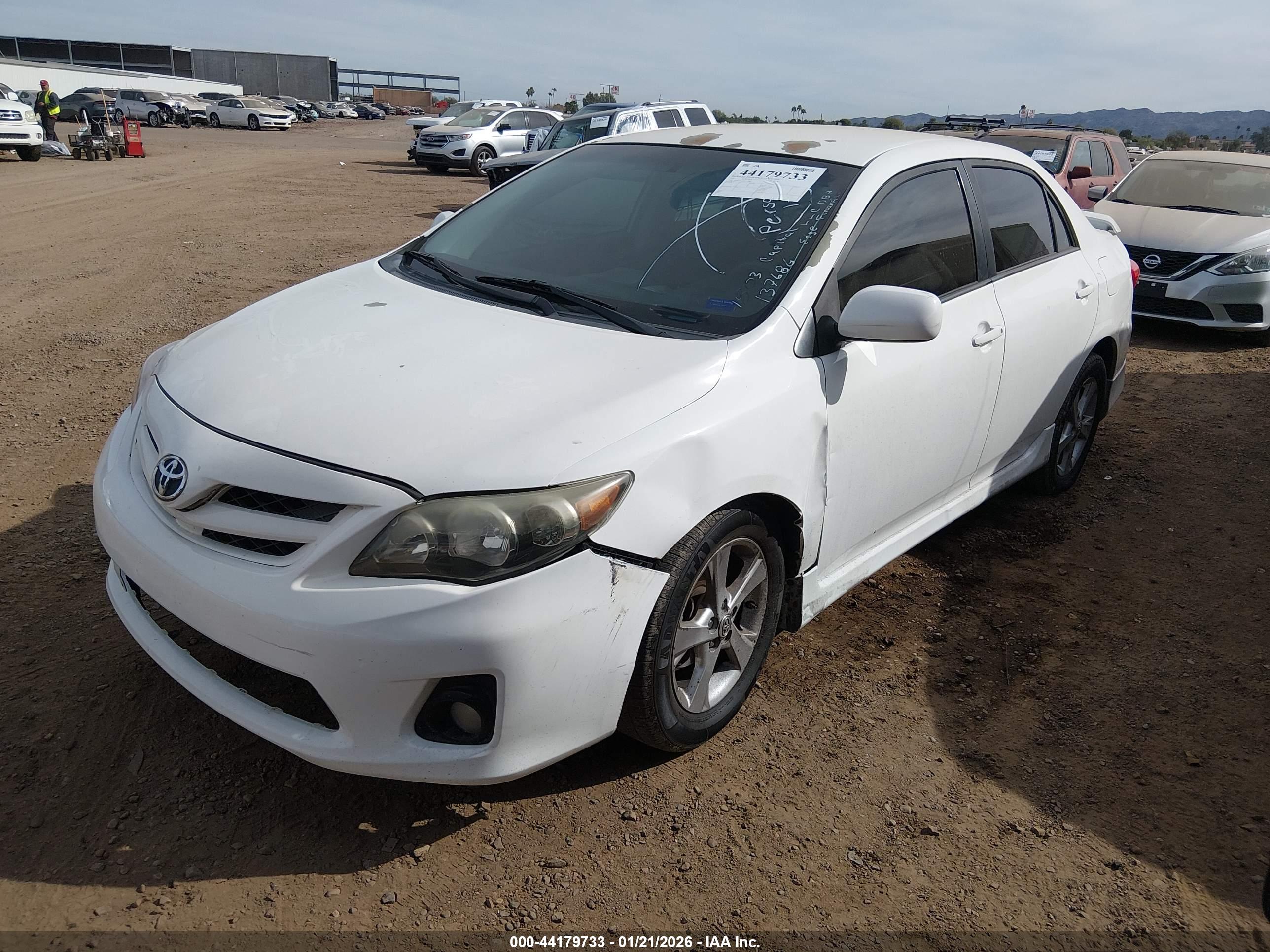 TOYOTA COROLLA image 2