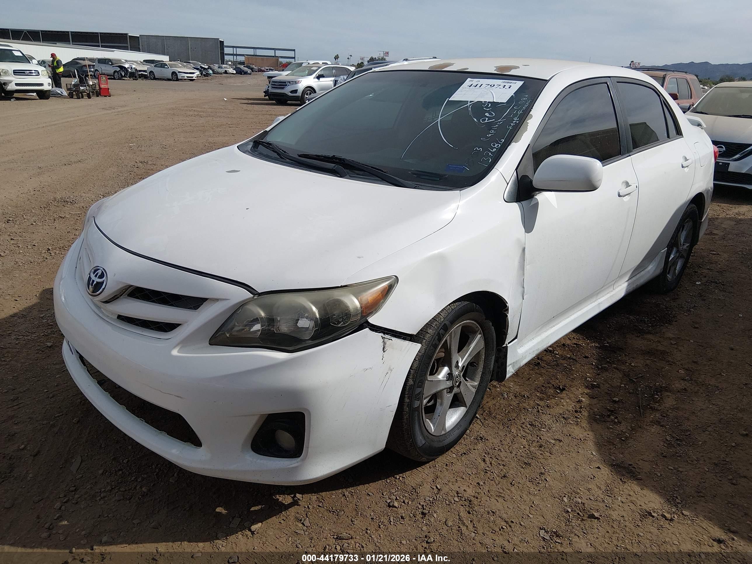 TOYOTA COROLLA image 6
