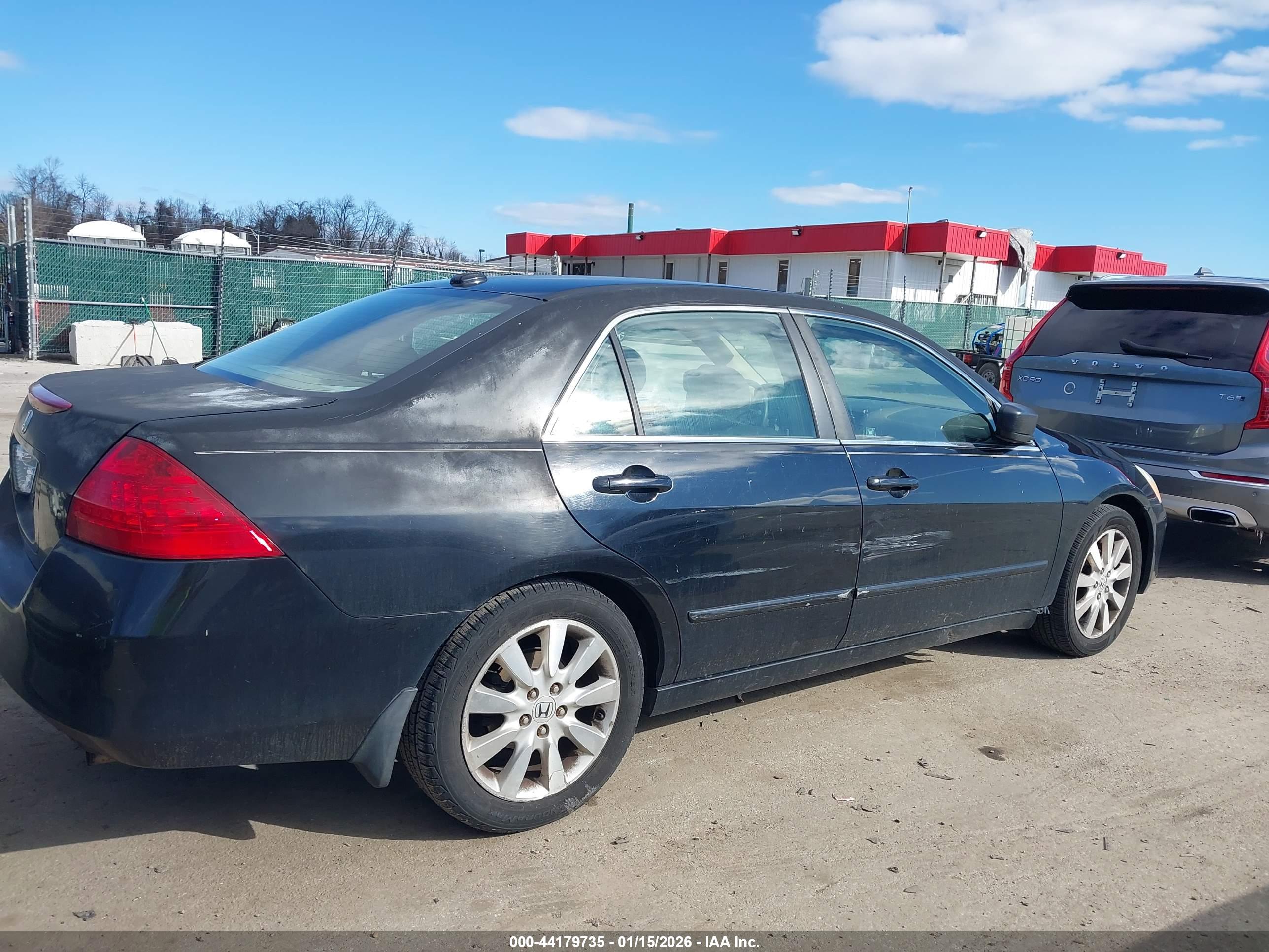 HONDA ACCORD image 6