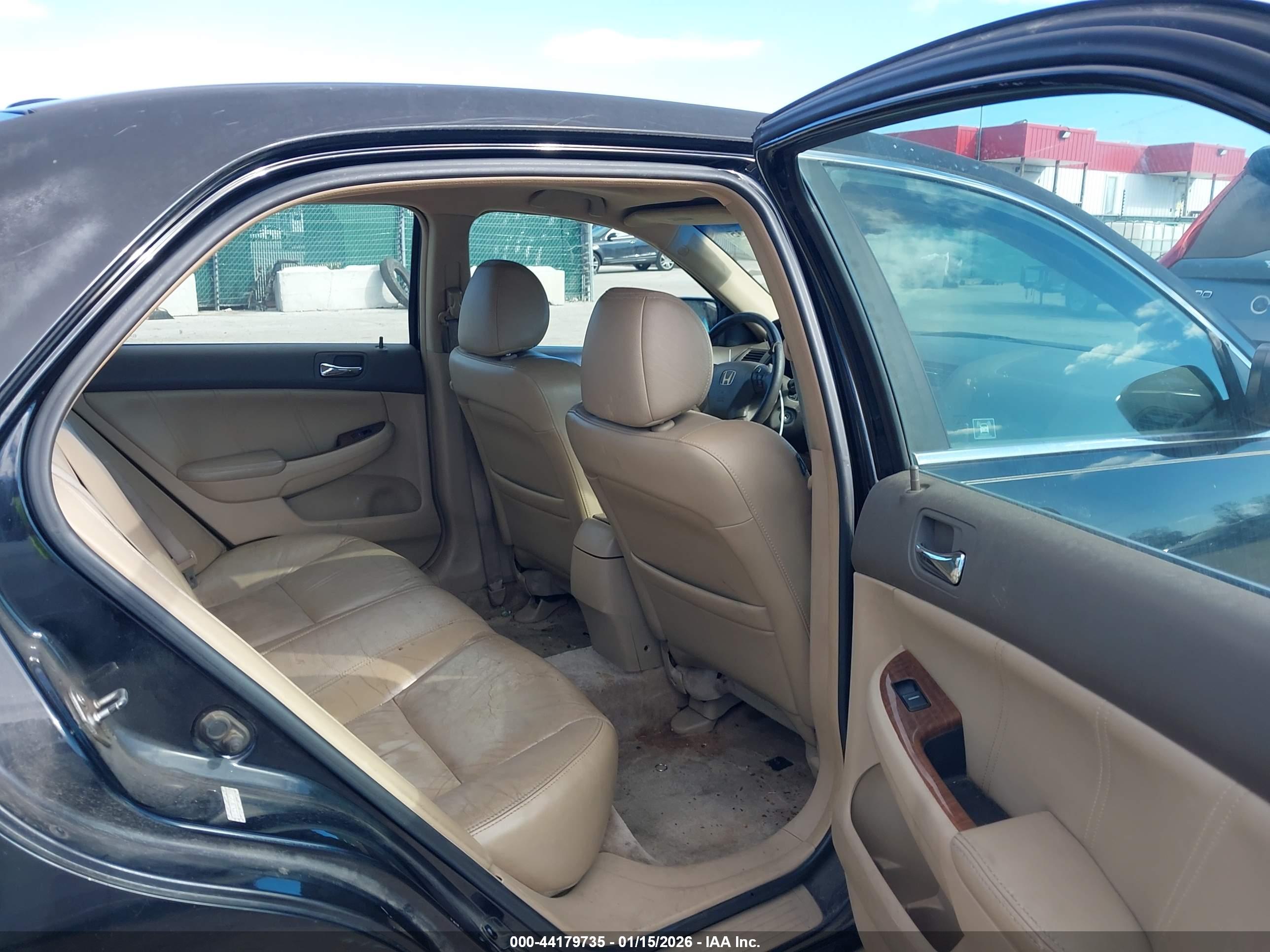 HONDA ACCORD image 8