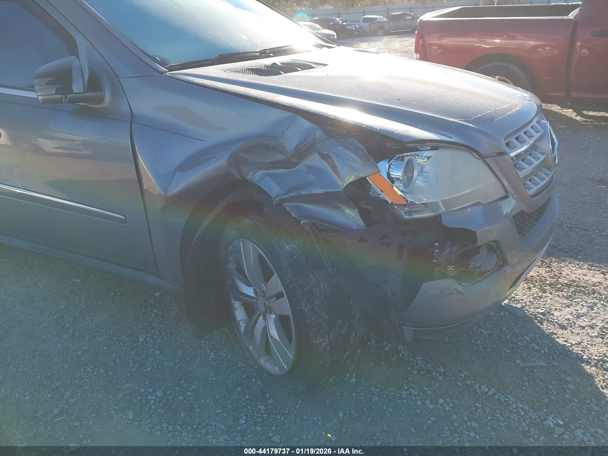 MERCEDES-BENZ ML image 6