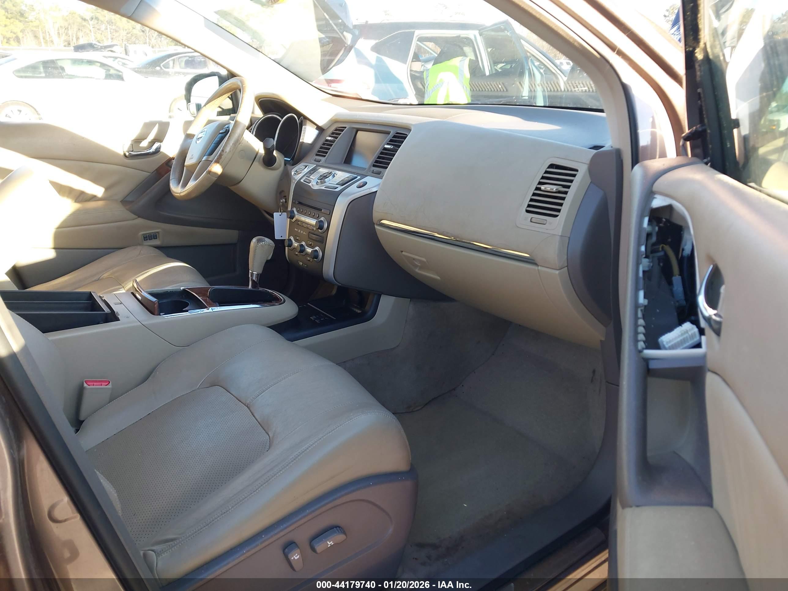 NISSAN MURANO image 5