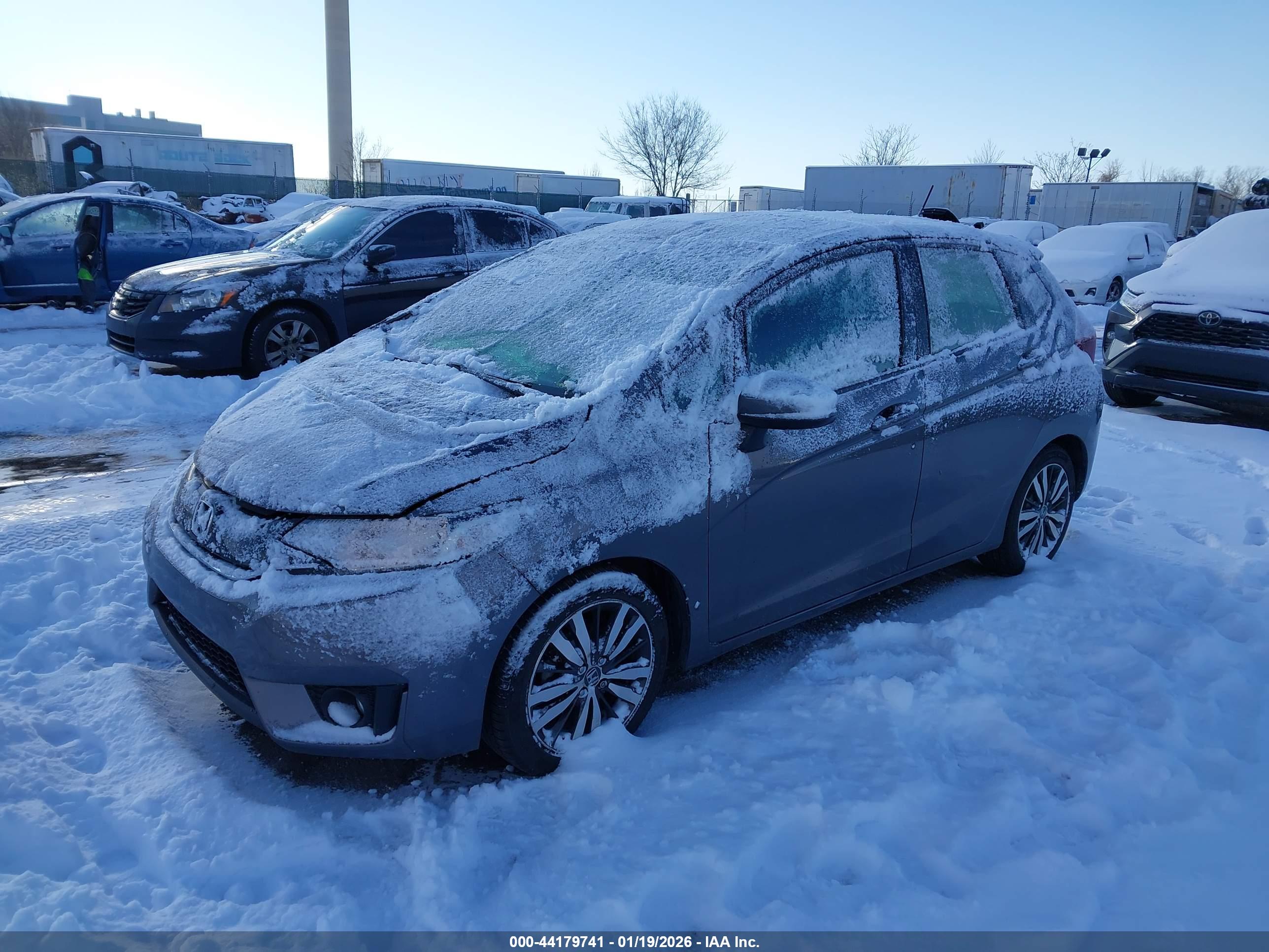 HONDA FIT image 2