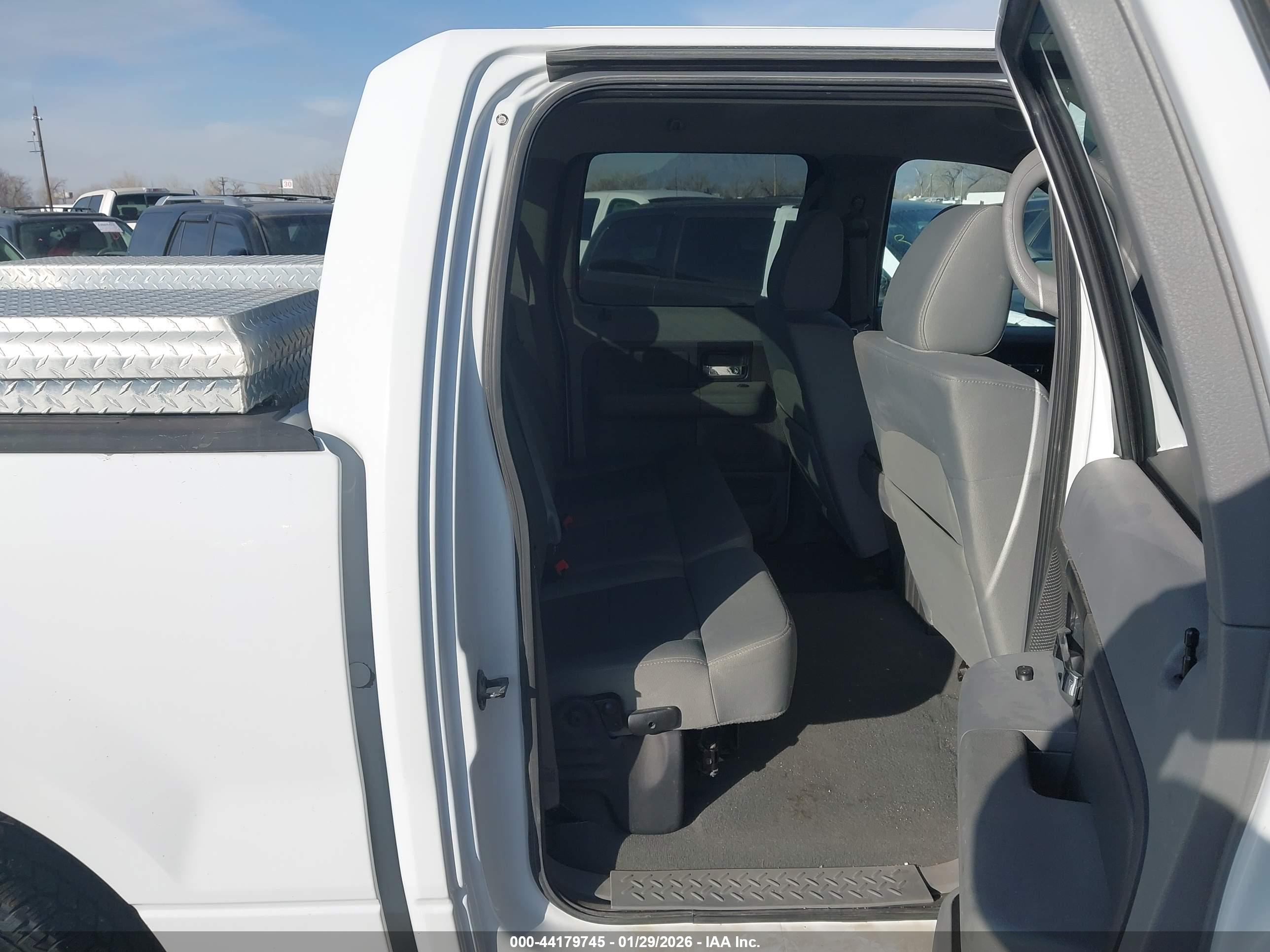 FORD F-150 image 8