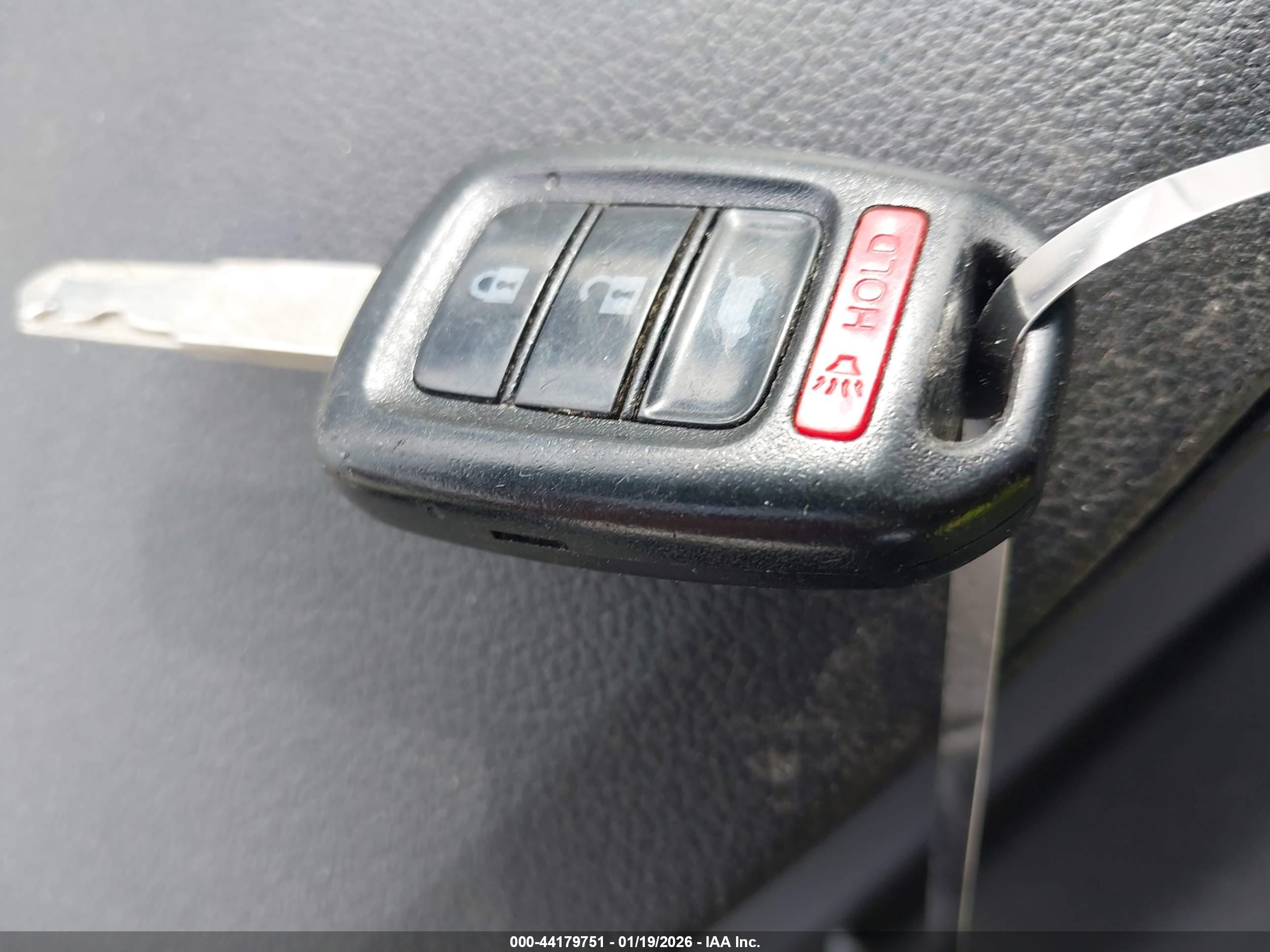 HONDA CR-V image 11