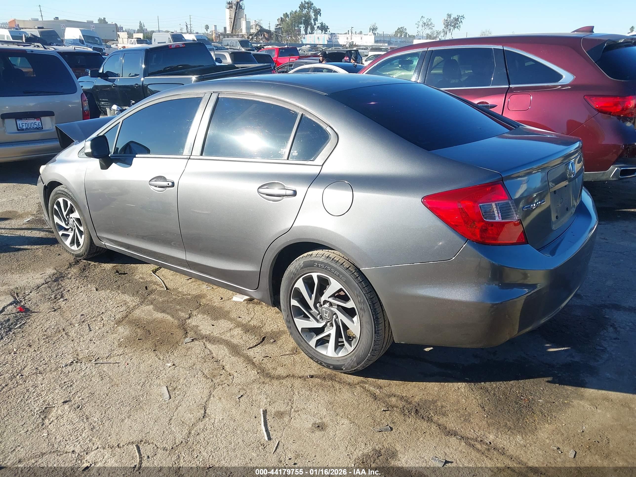 HONDA CIVIC image 3
