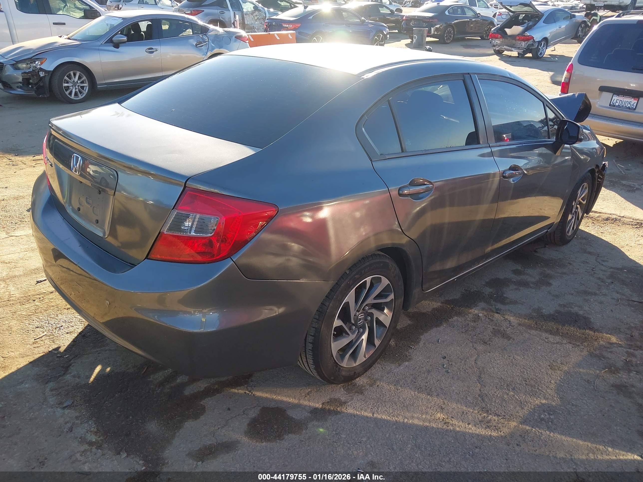 HONDA CIVIC image 4
