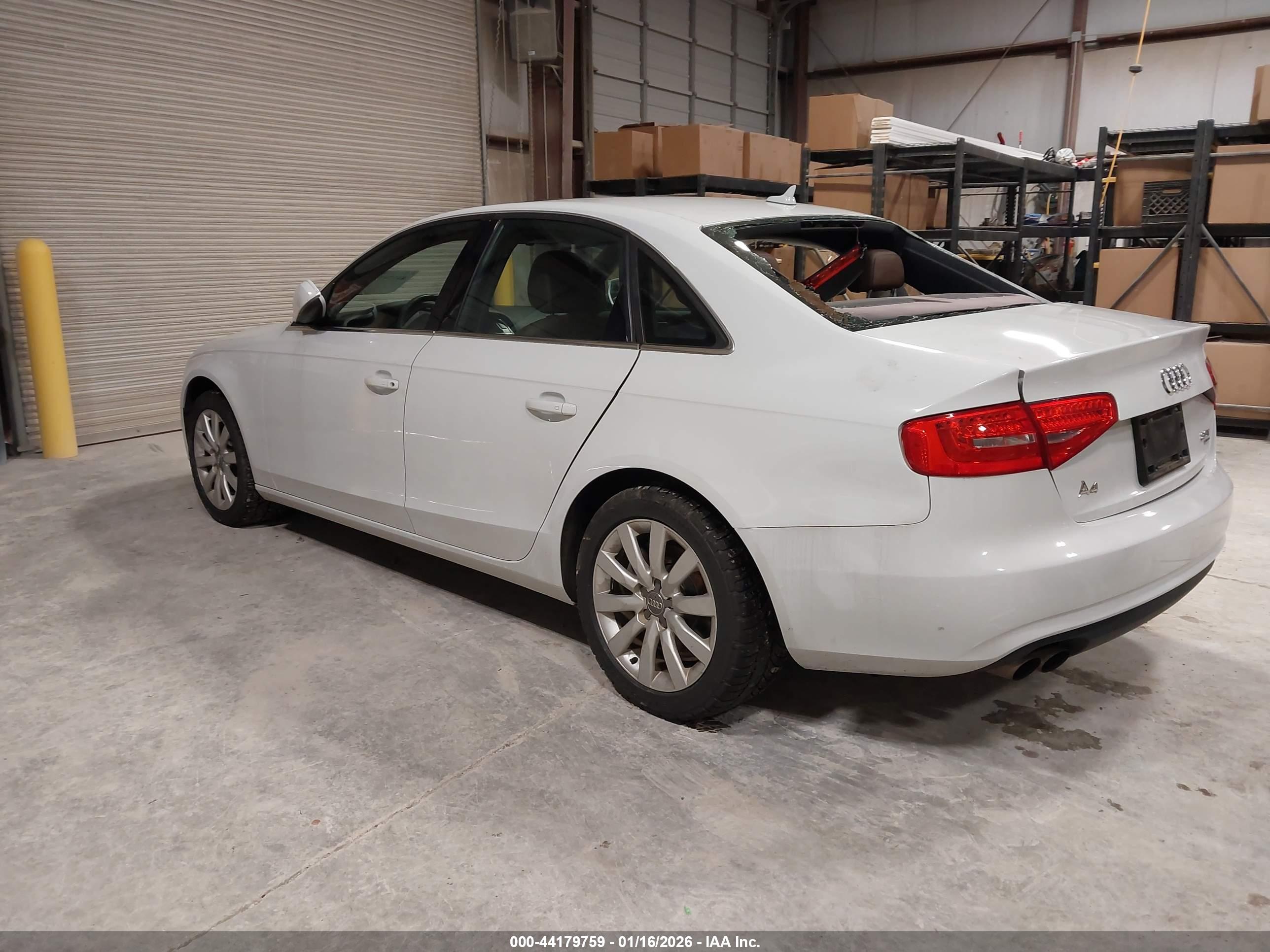 AUDI A4 image 3