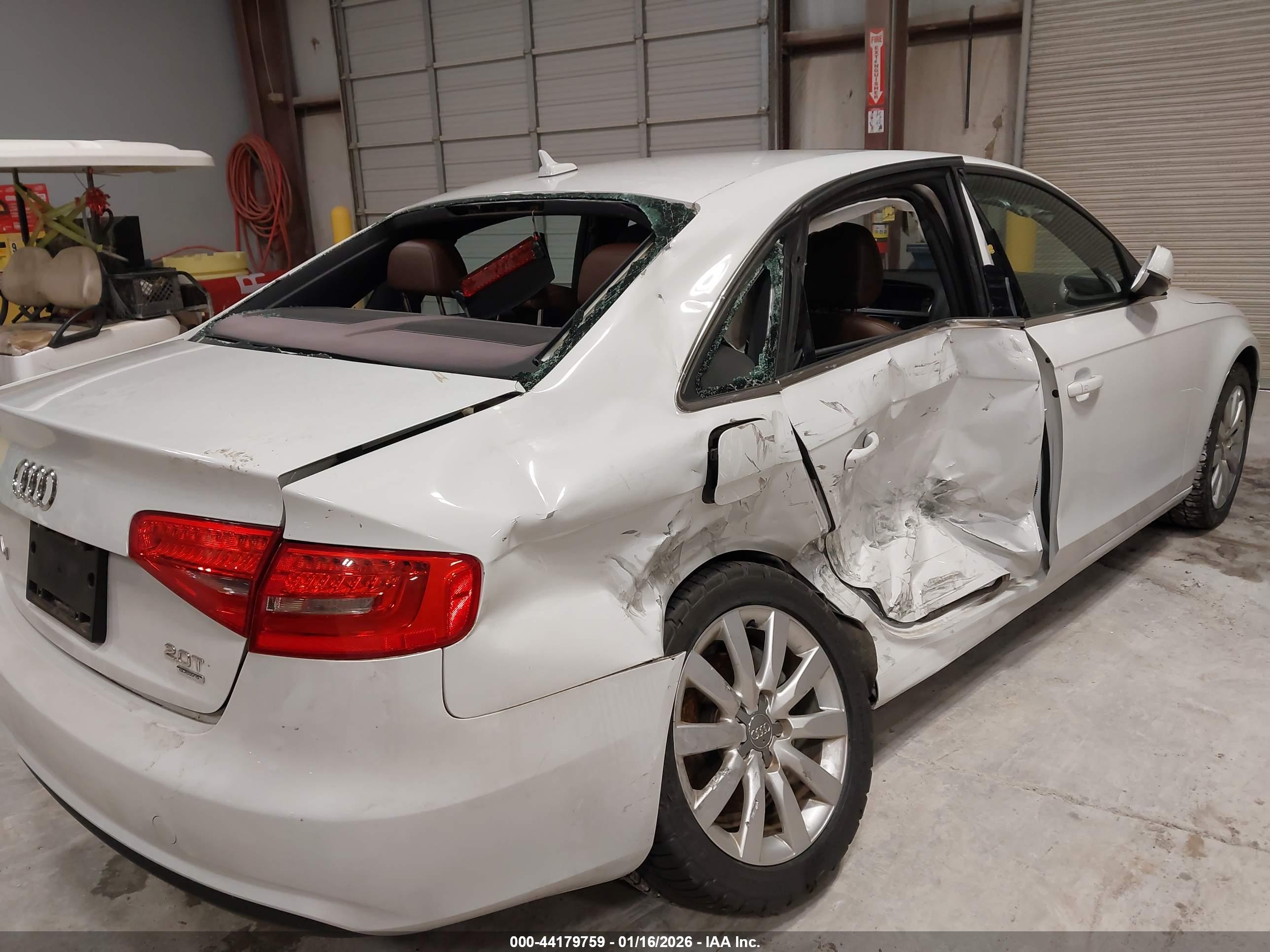 AUDI A4 image 6