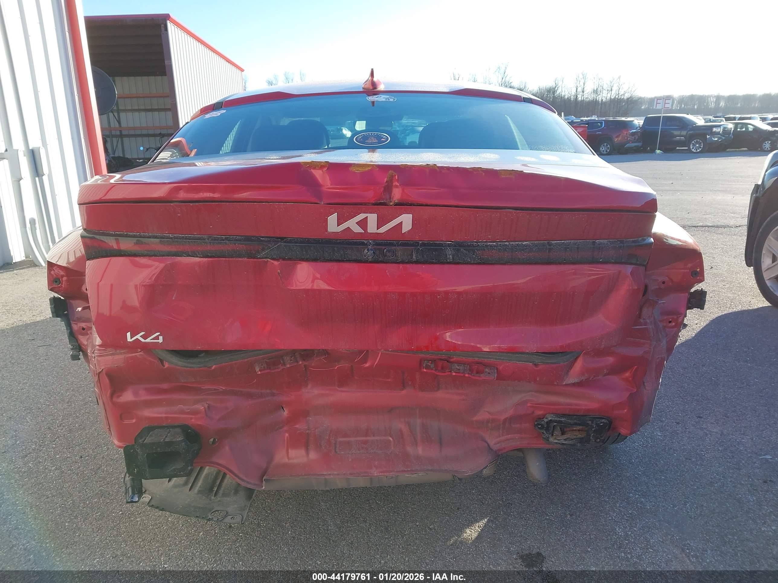 KIA K4 image 6