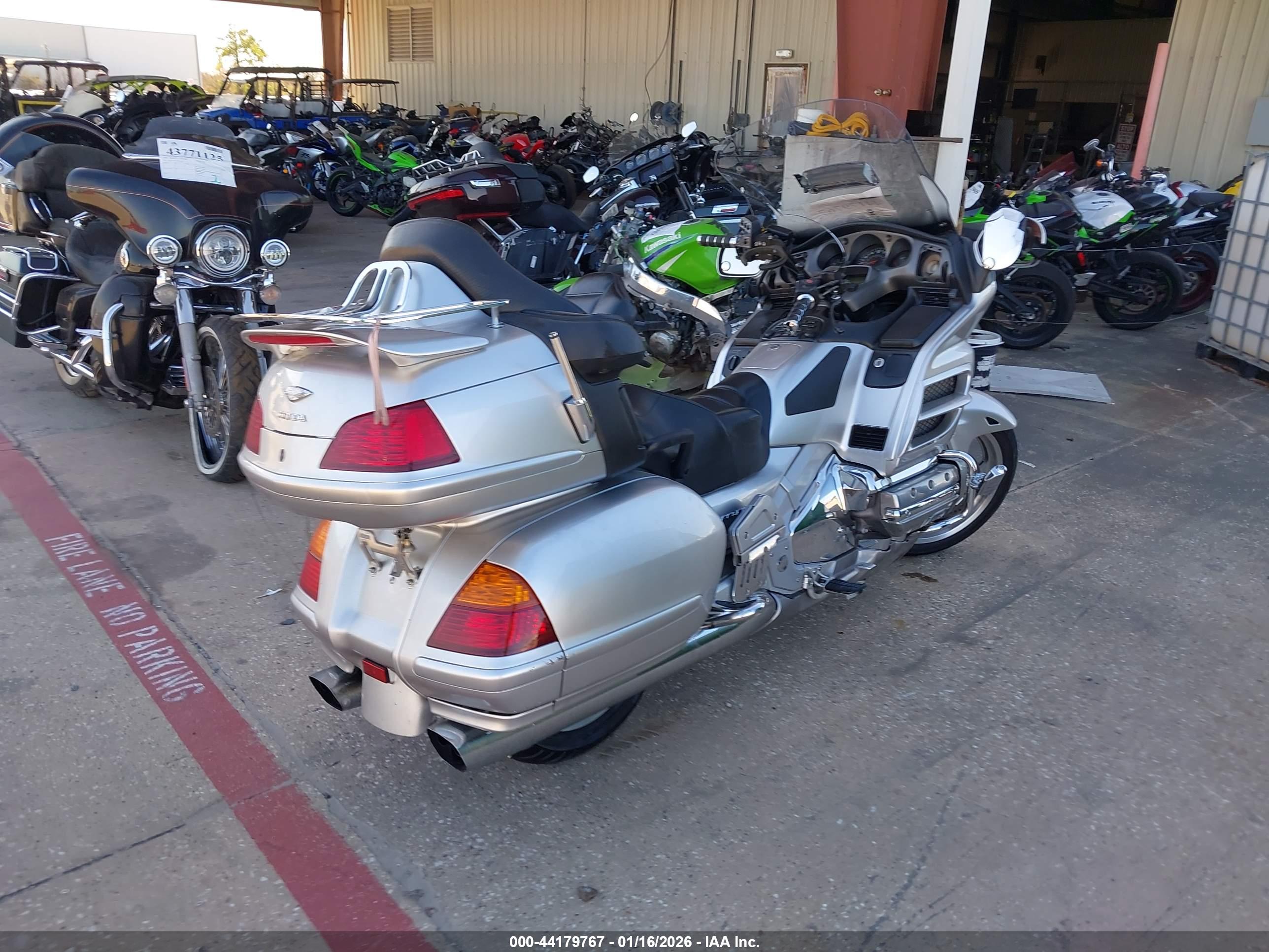 HONDA GL1800 image 4