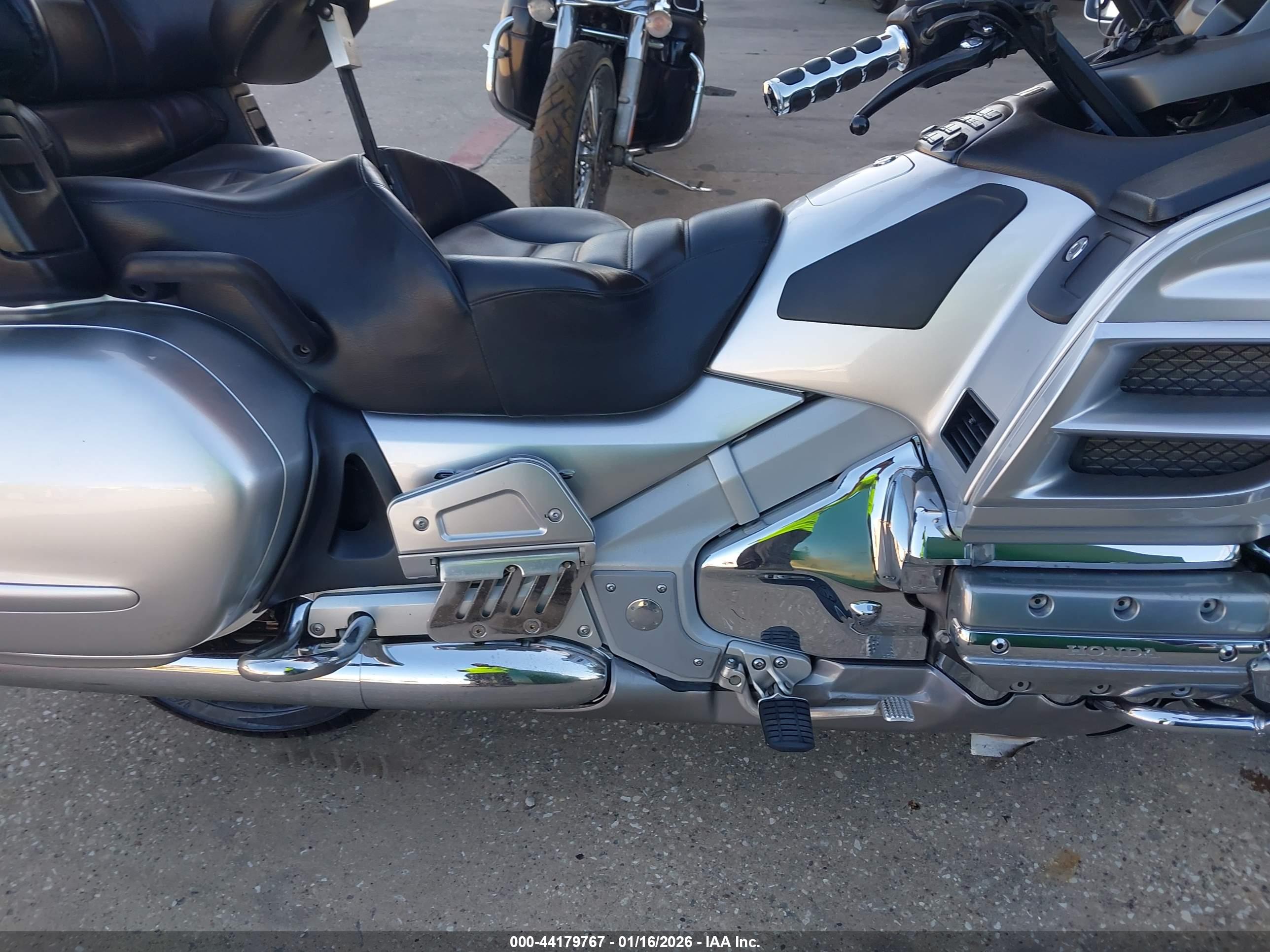 HONDA GL1800 image 8