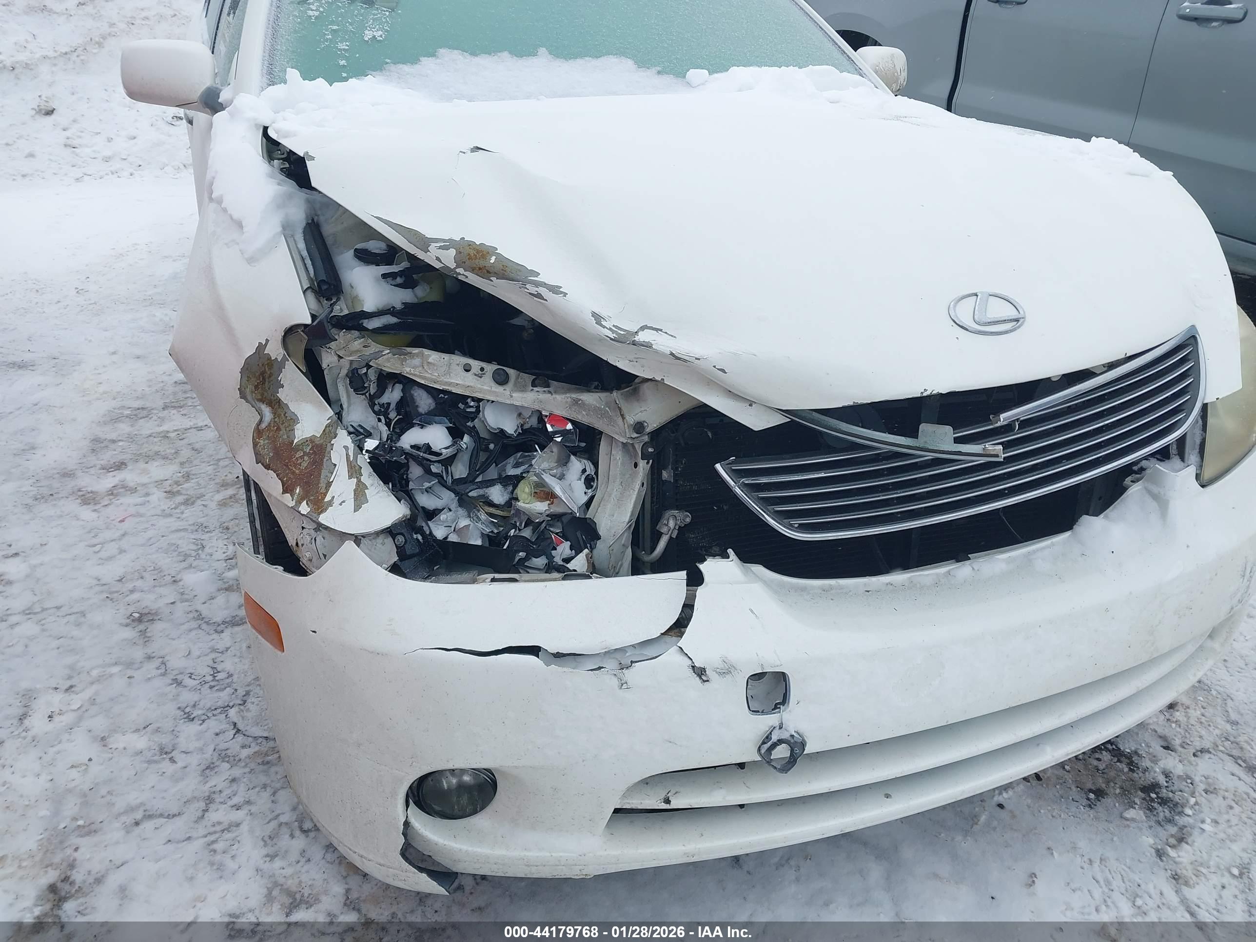 LEXUS ES image 6