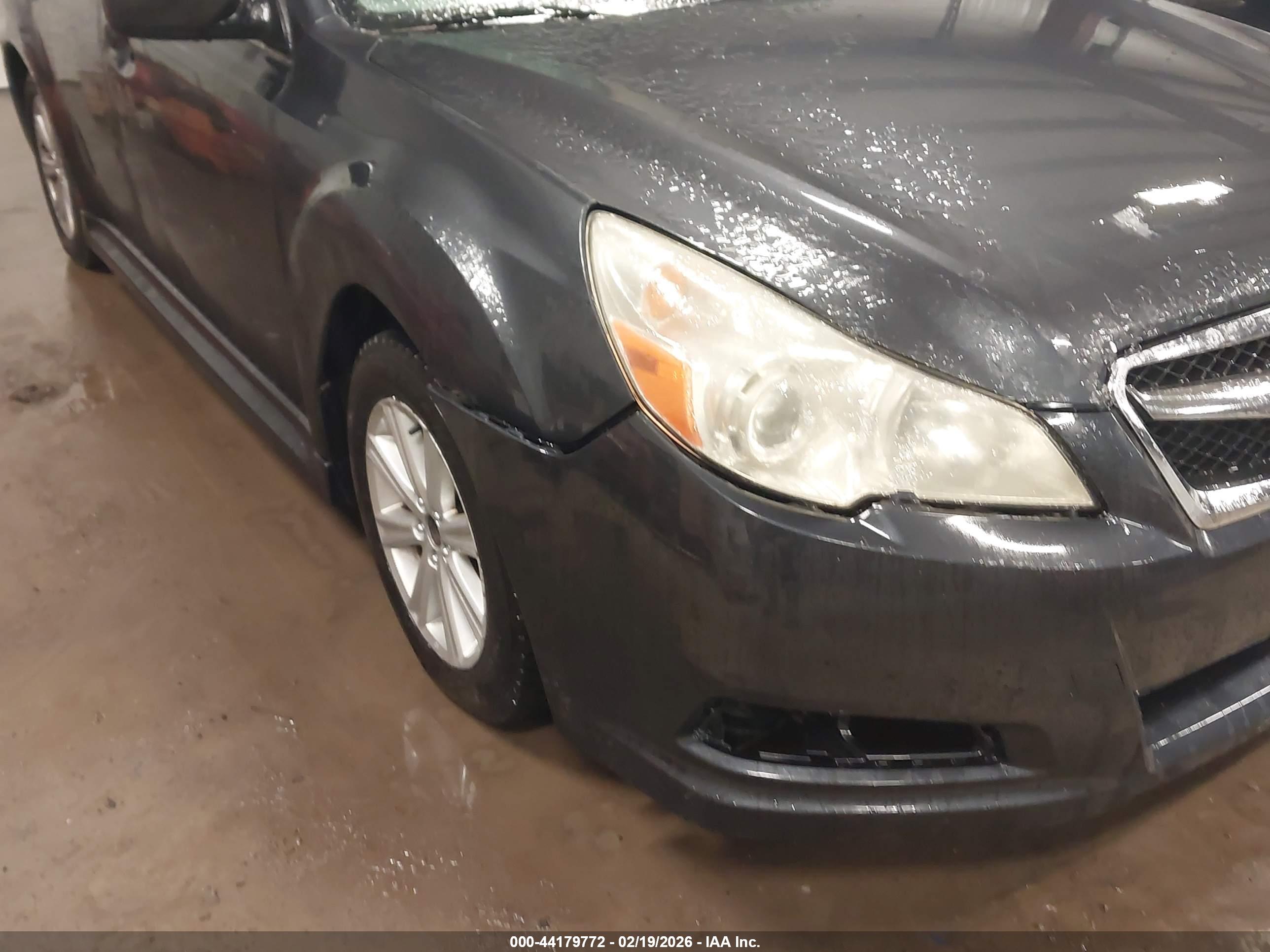 SUBARU LEGACY image 6