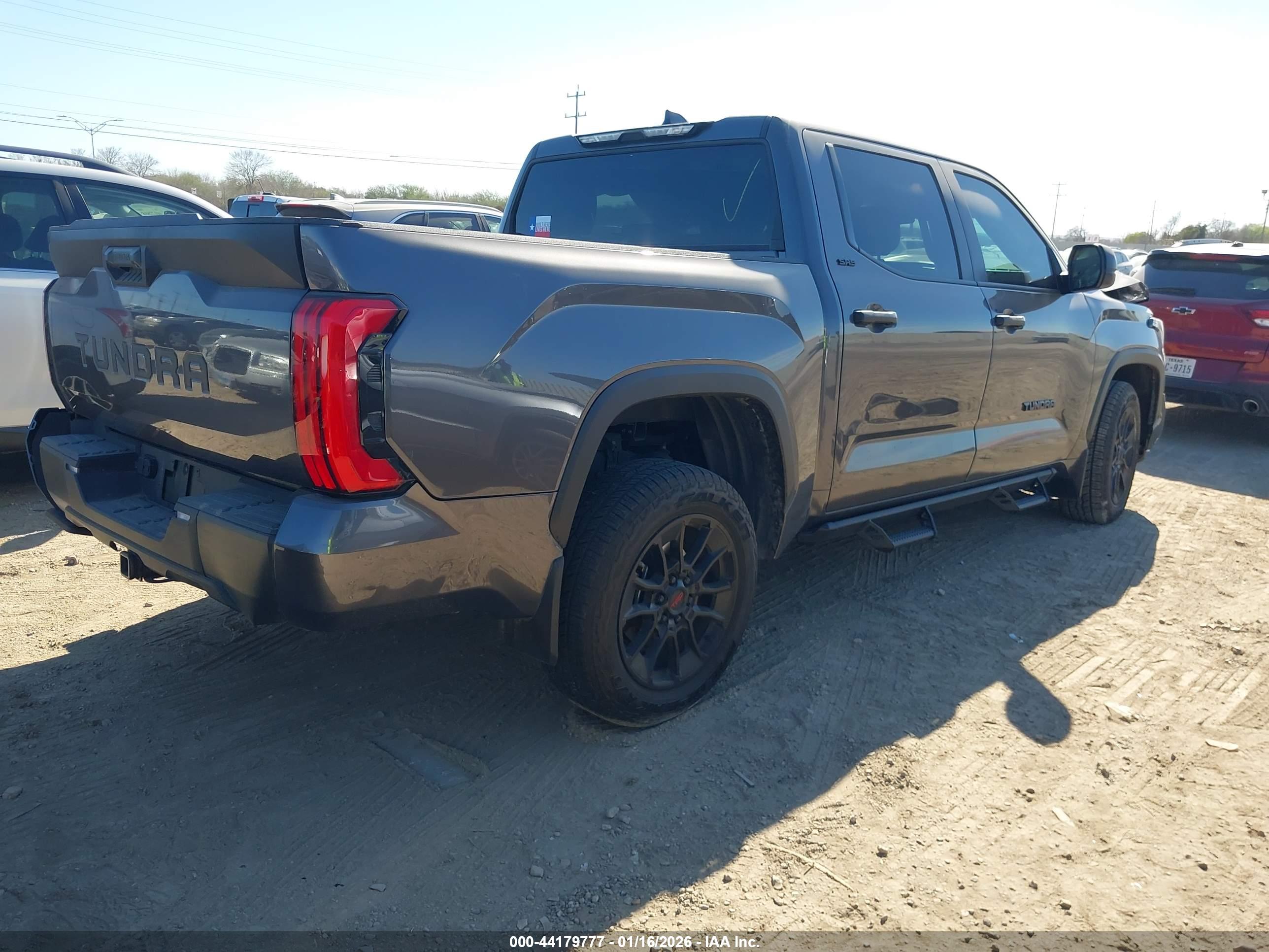 TOYOTA TUNDRA image 4