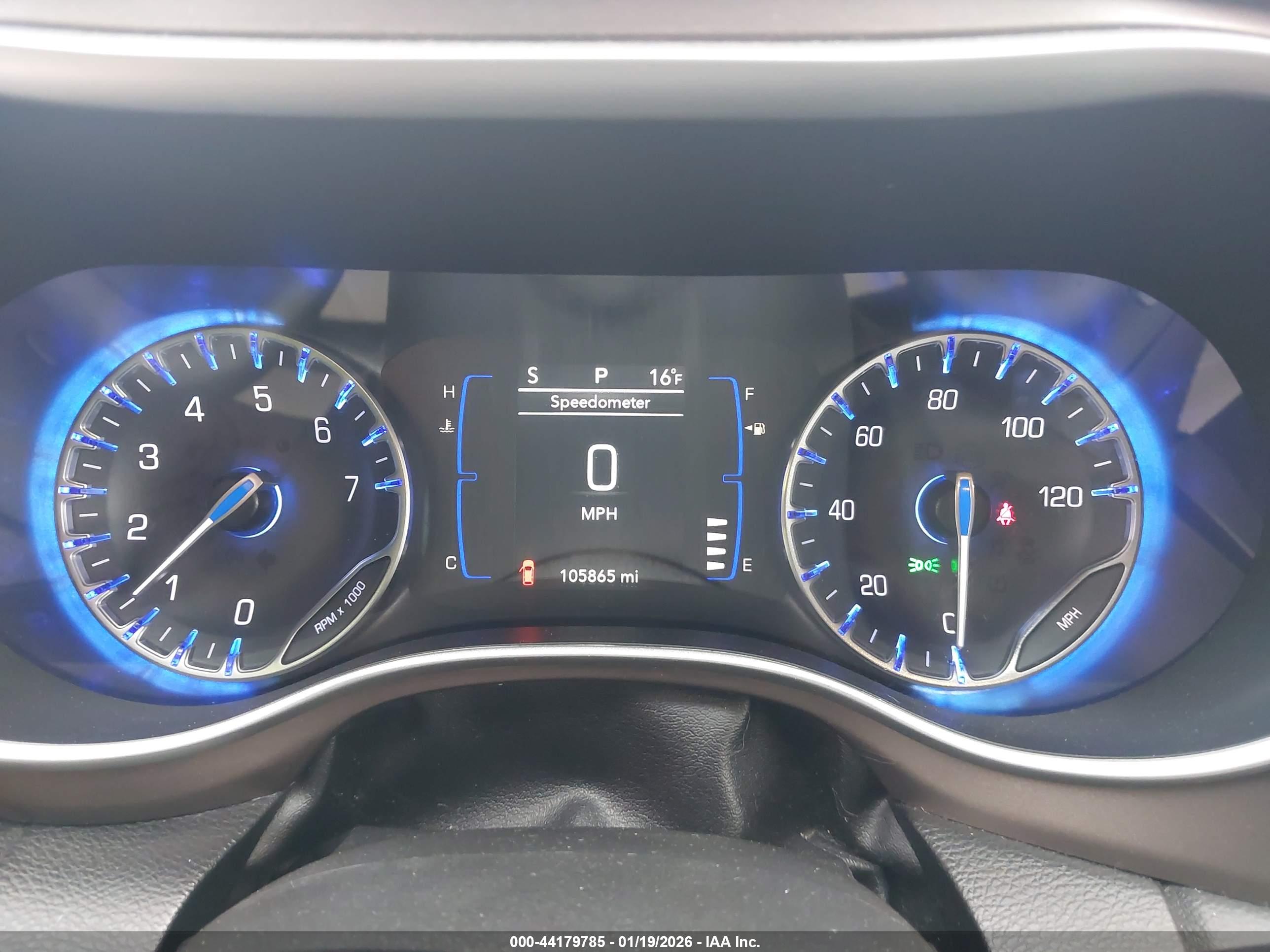 CHRYSLER VOYAGER image 7