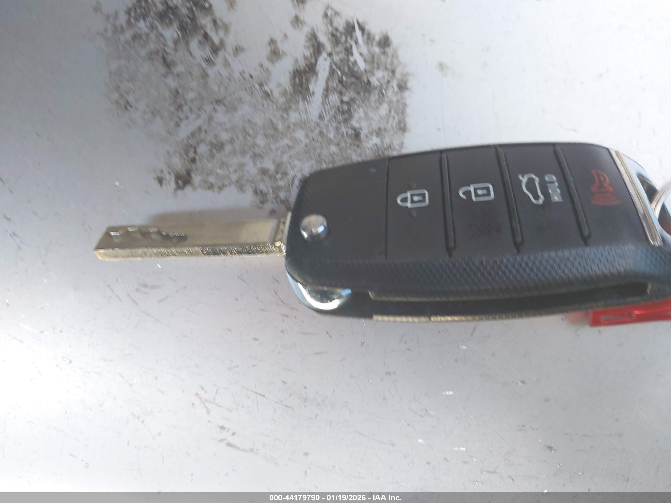 KIA OPTIMA image 11