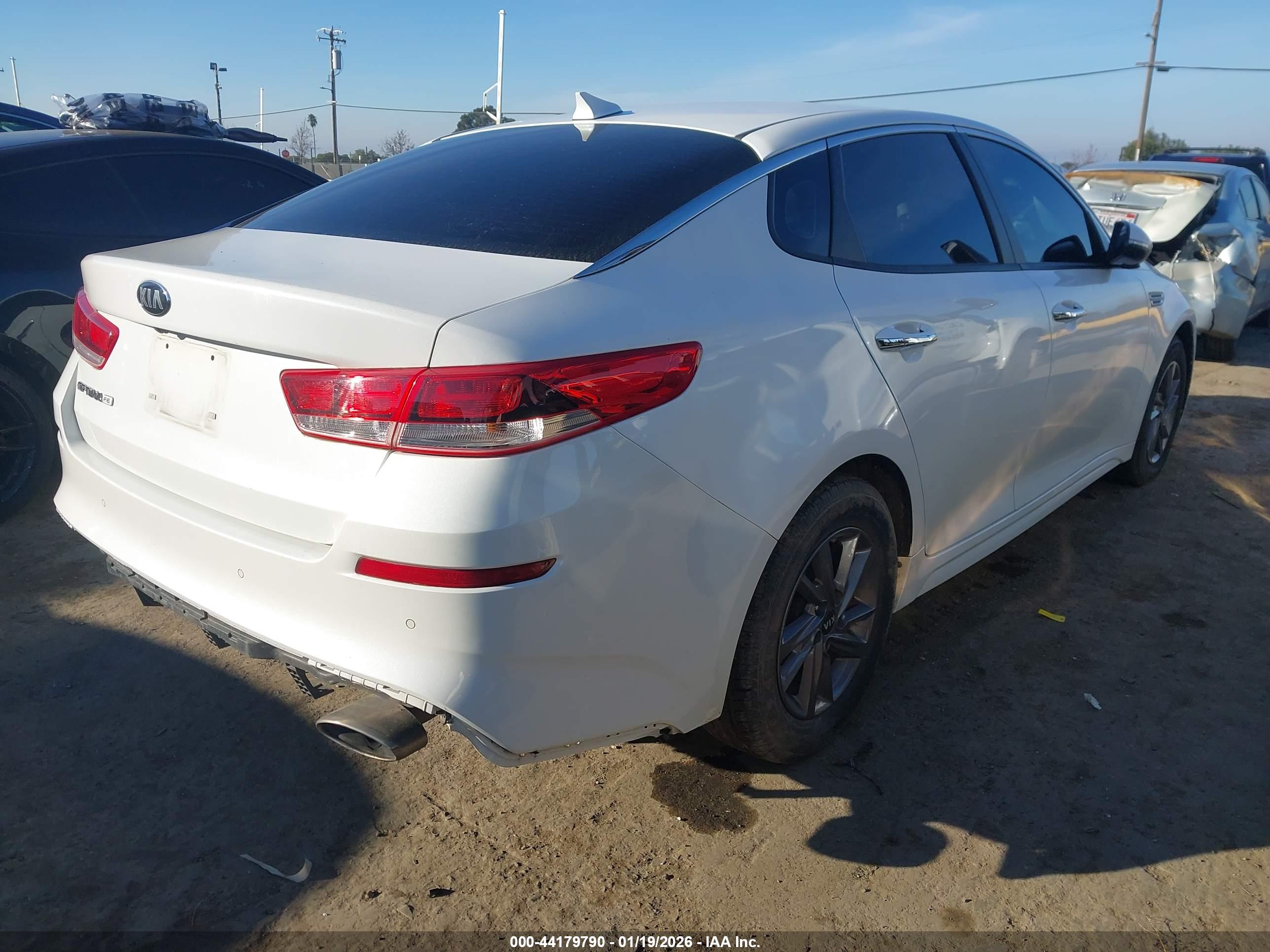 KIA OPTIMA image 4