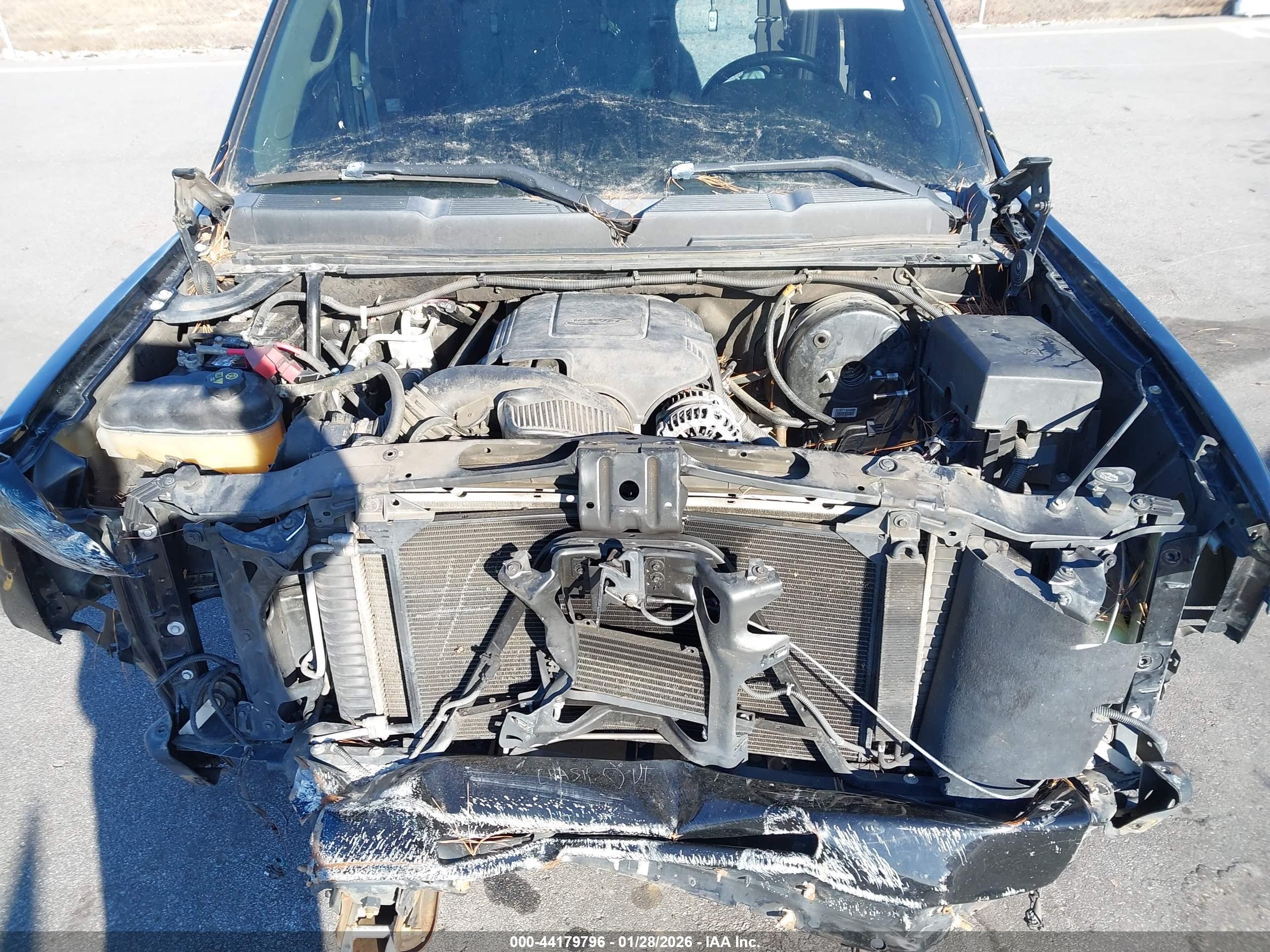 CHEVROLET SILVERADO image 10