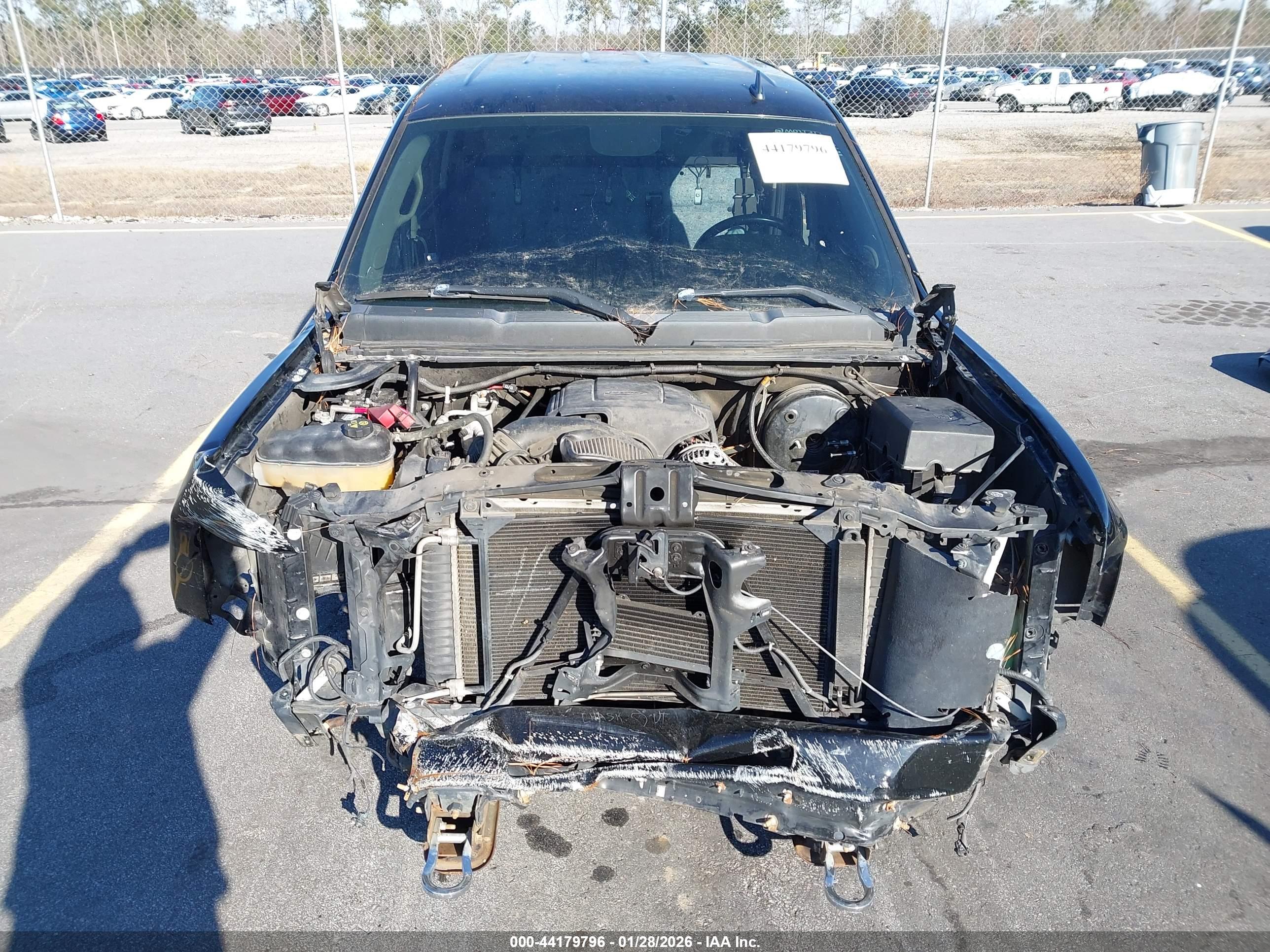 CHEVROLET SILVERADO image 6