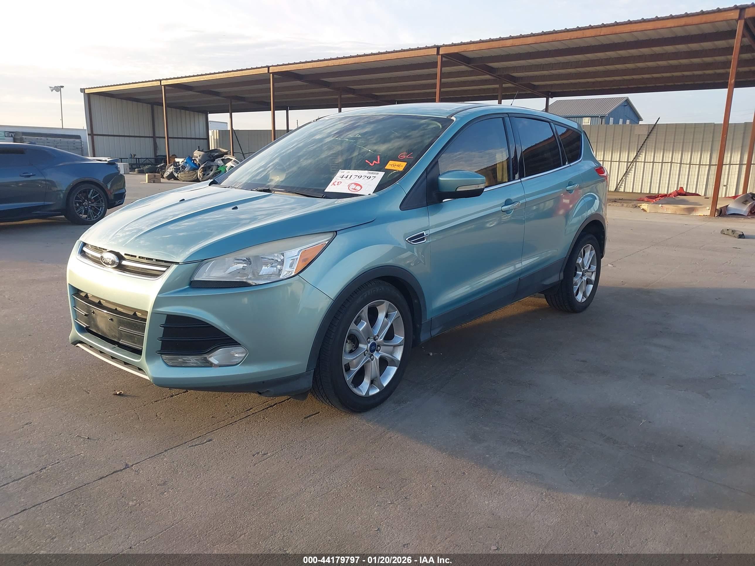 FORD ESCAPE image 2